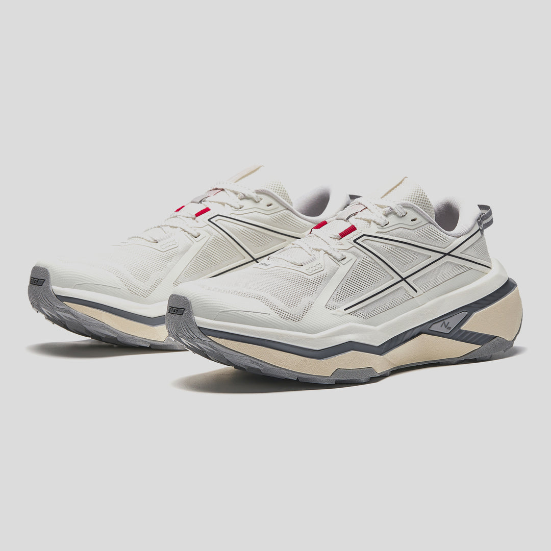 Women's ANTA Saker