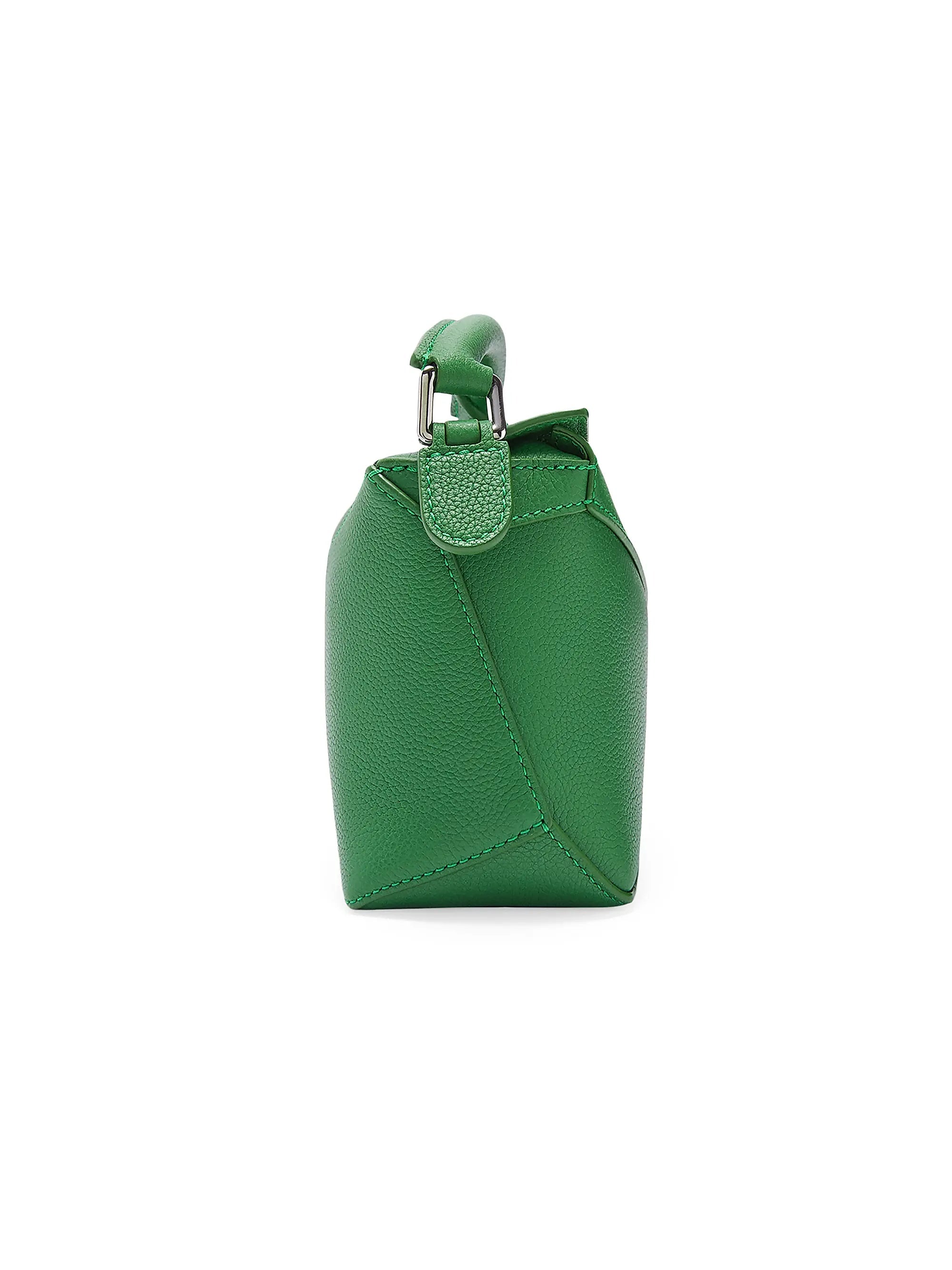 #color_tropical-green