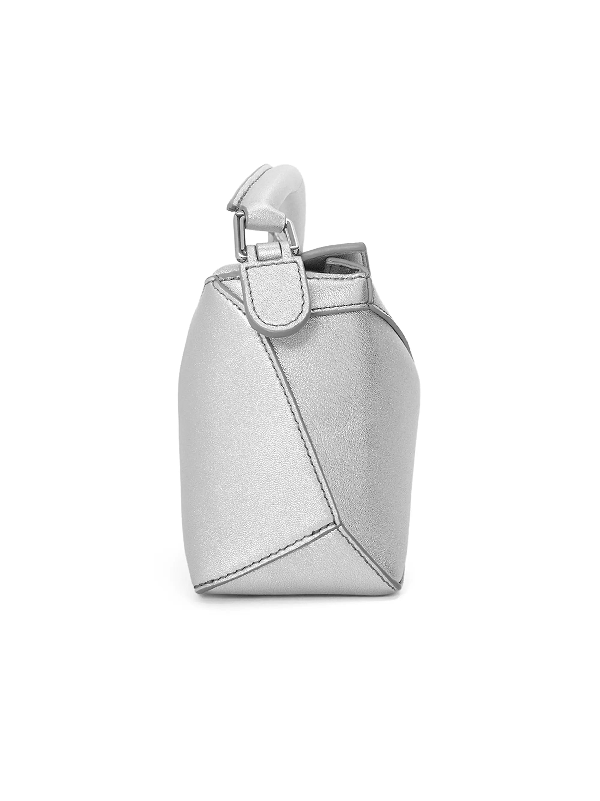 #color_silver