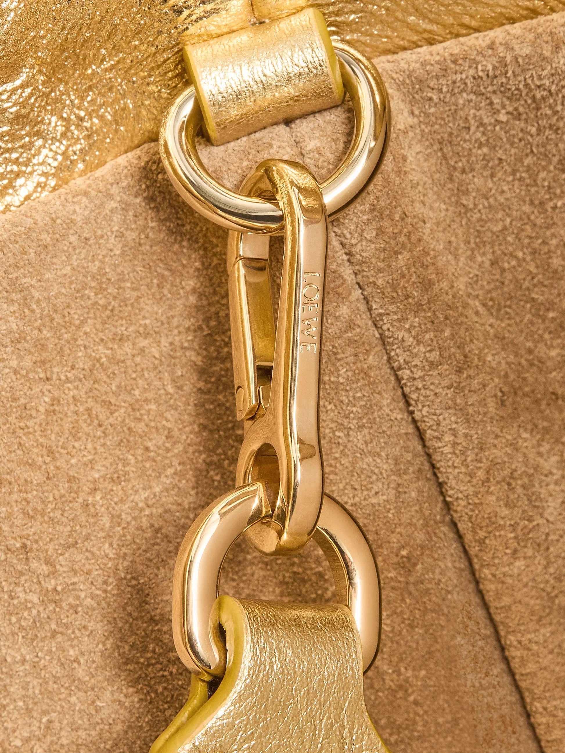 #color_gold