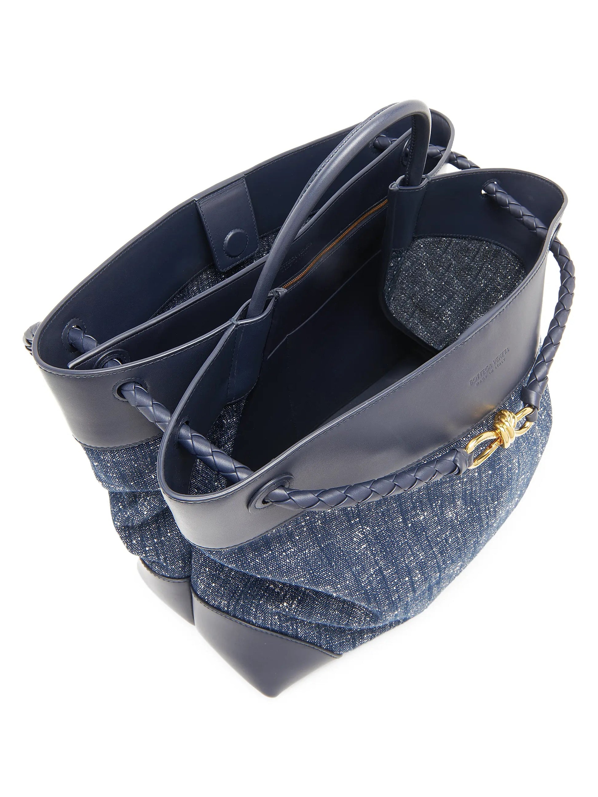 #color_navy-white