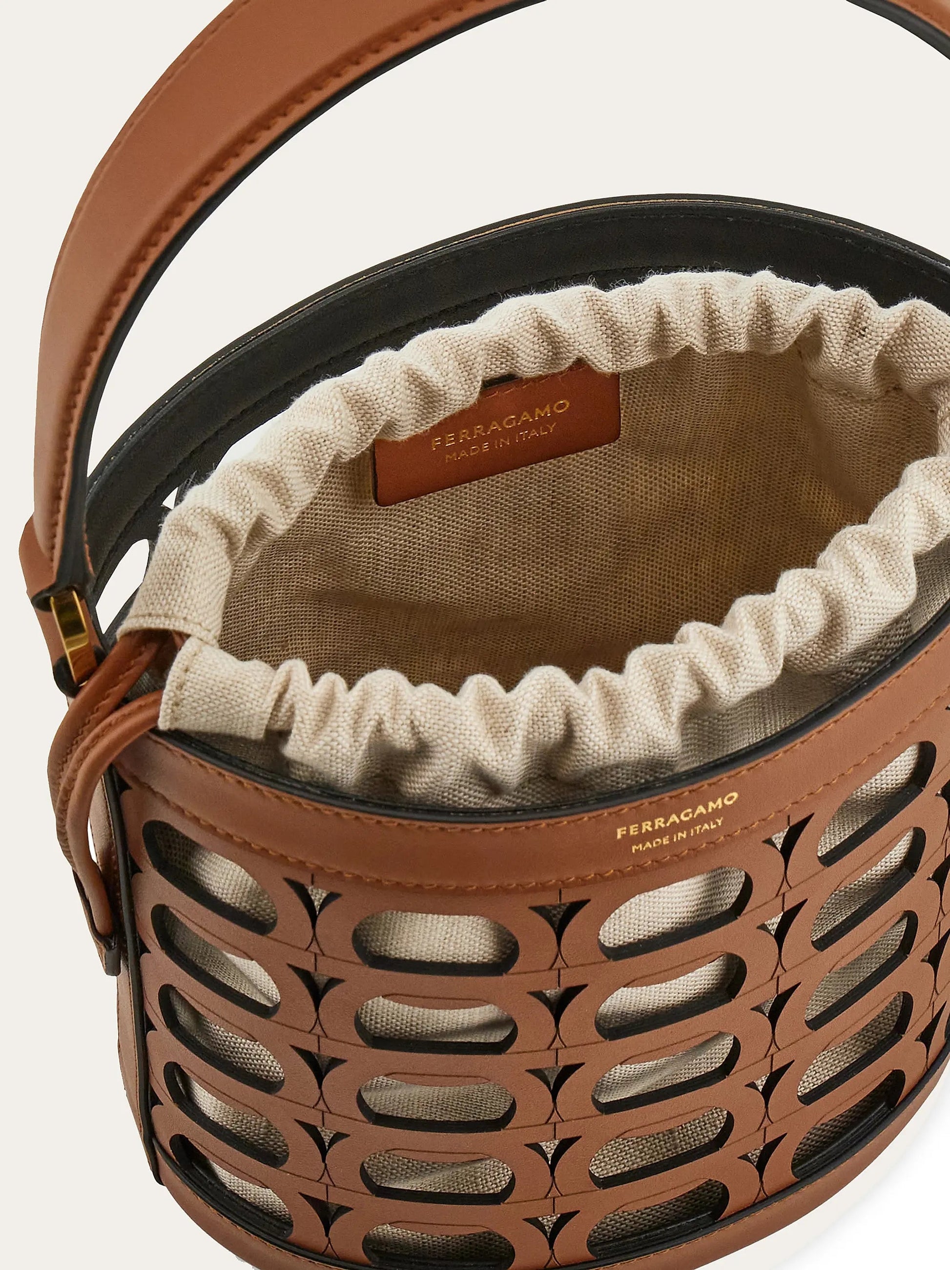 #color_new-cognac-nero-naturale