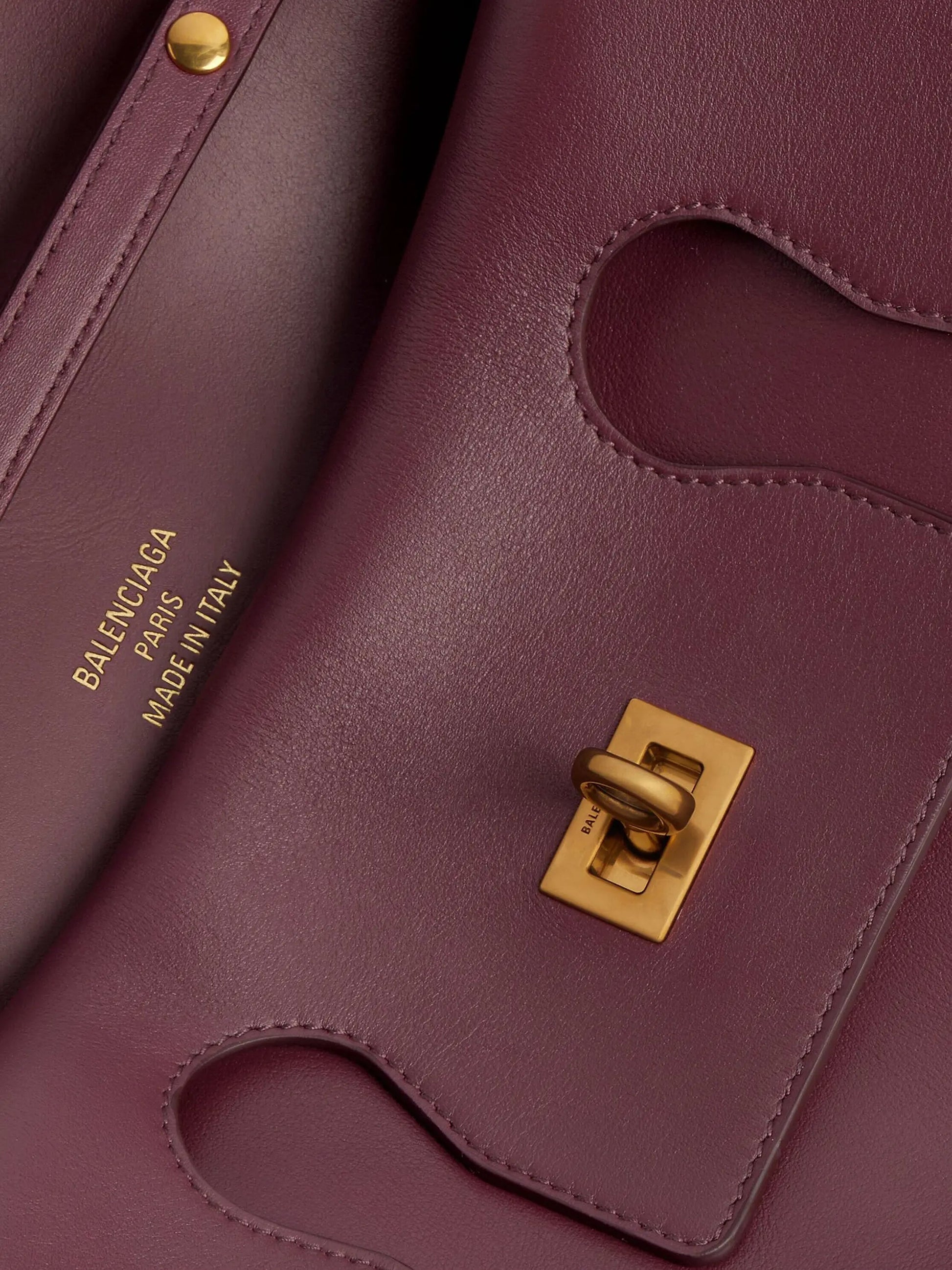 #color_burgundy