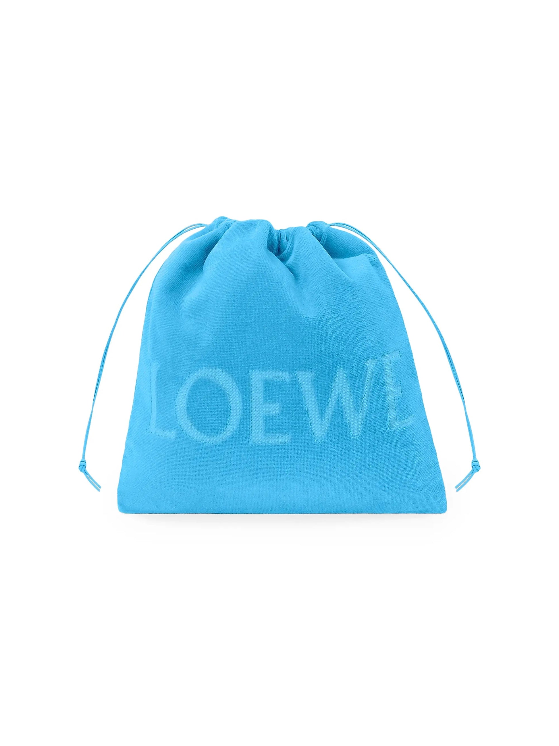 #color_light-blue