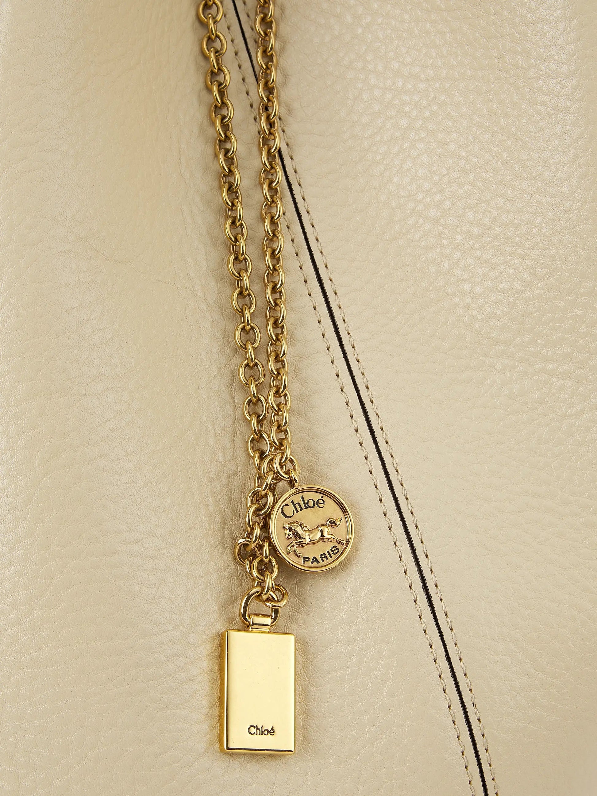 #color_sweet-beige