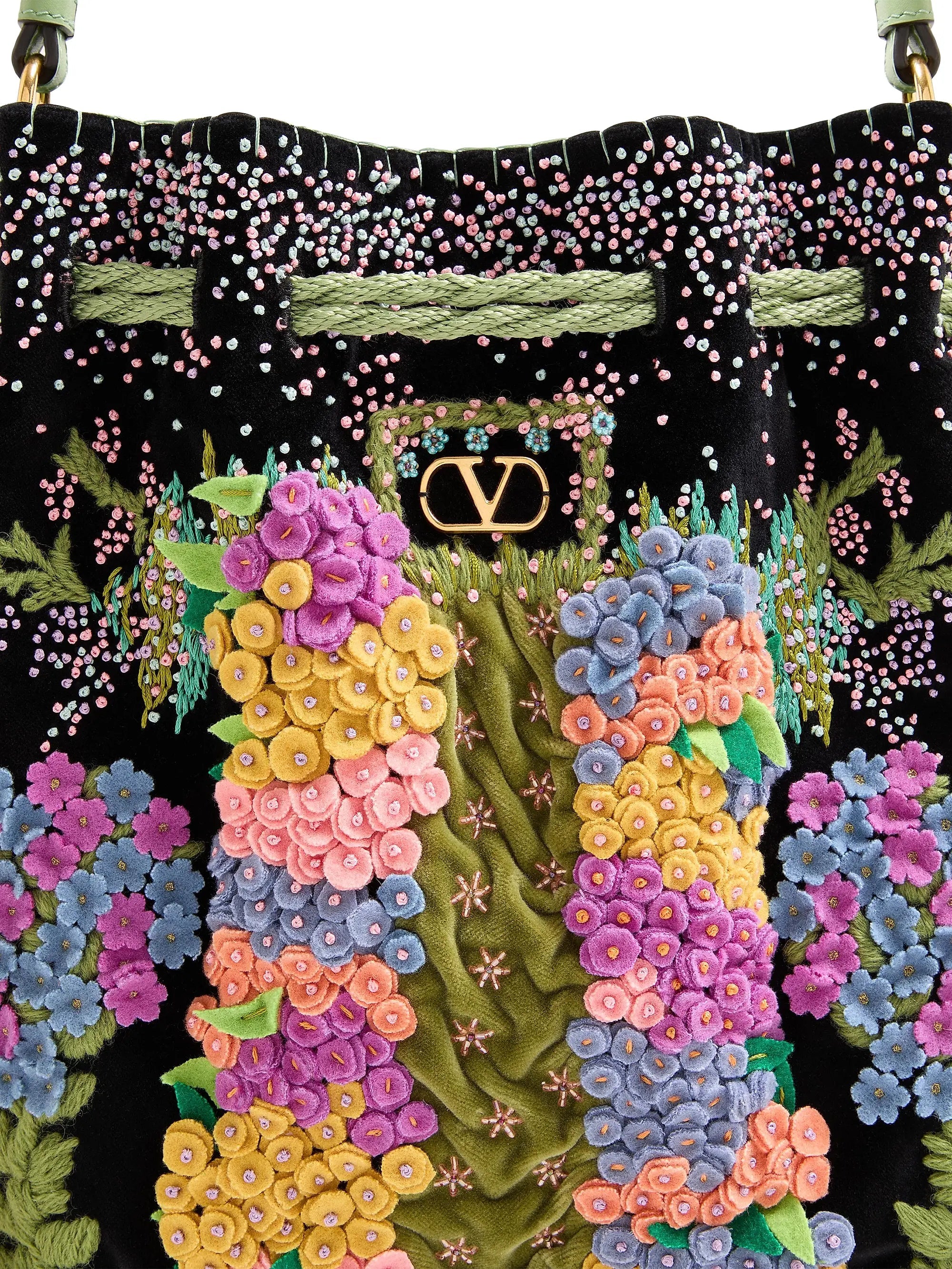 #color_black-multicolor