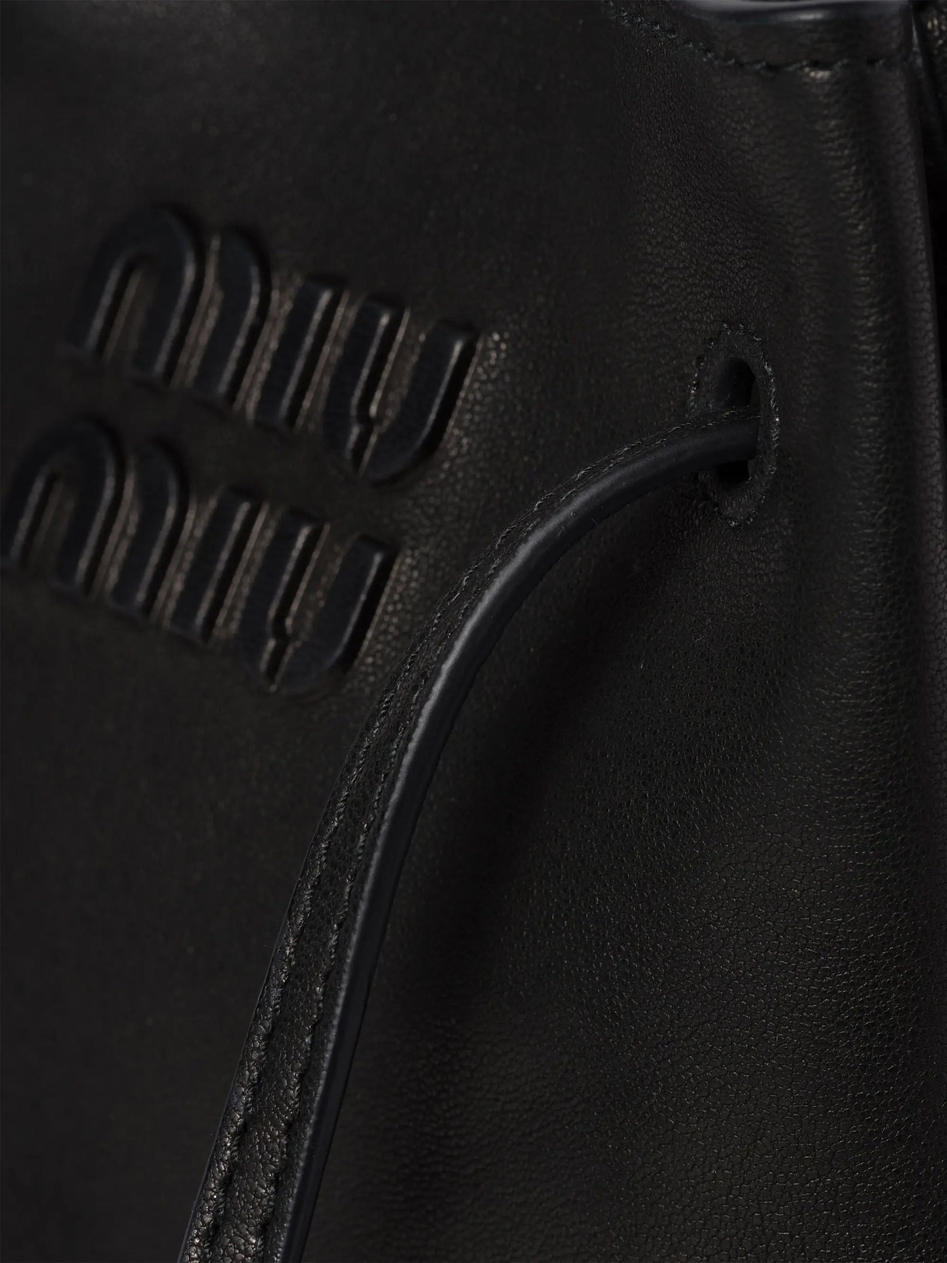 #color_black