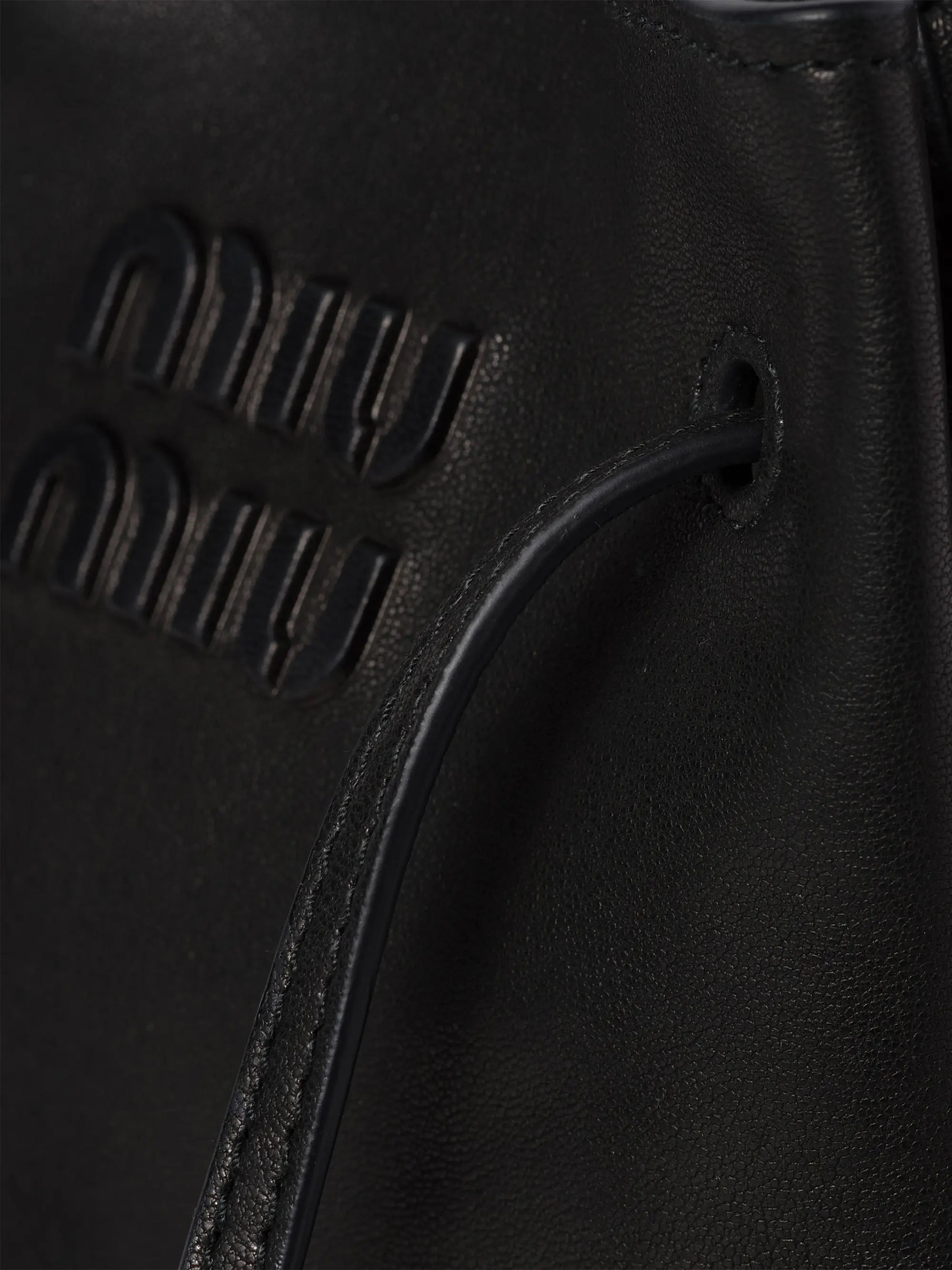 #color_black