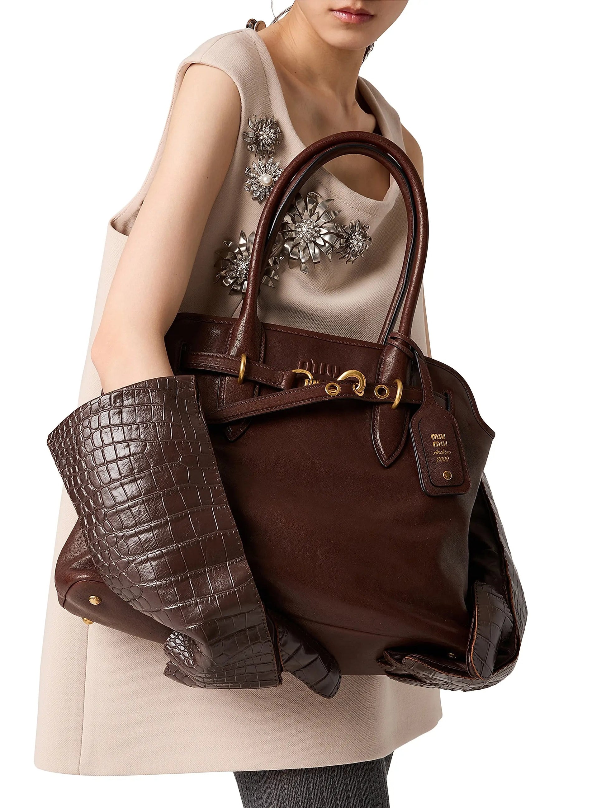 #color_dark-brown