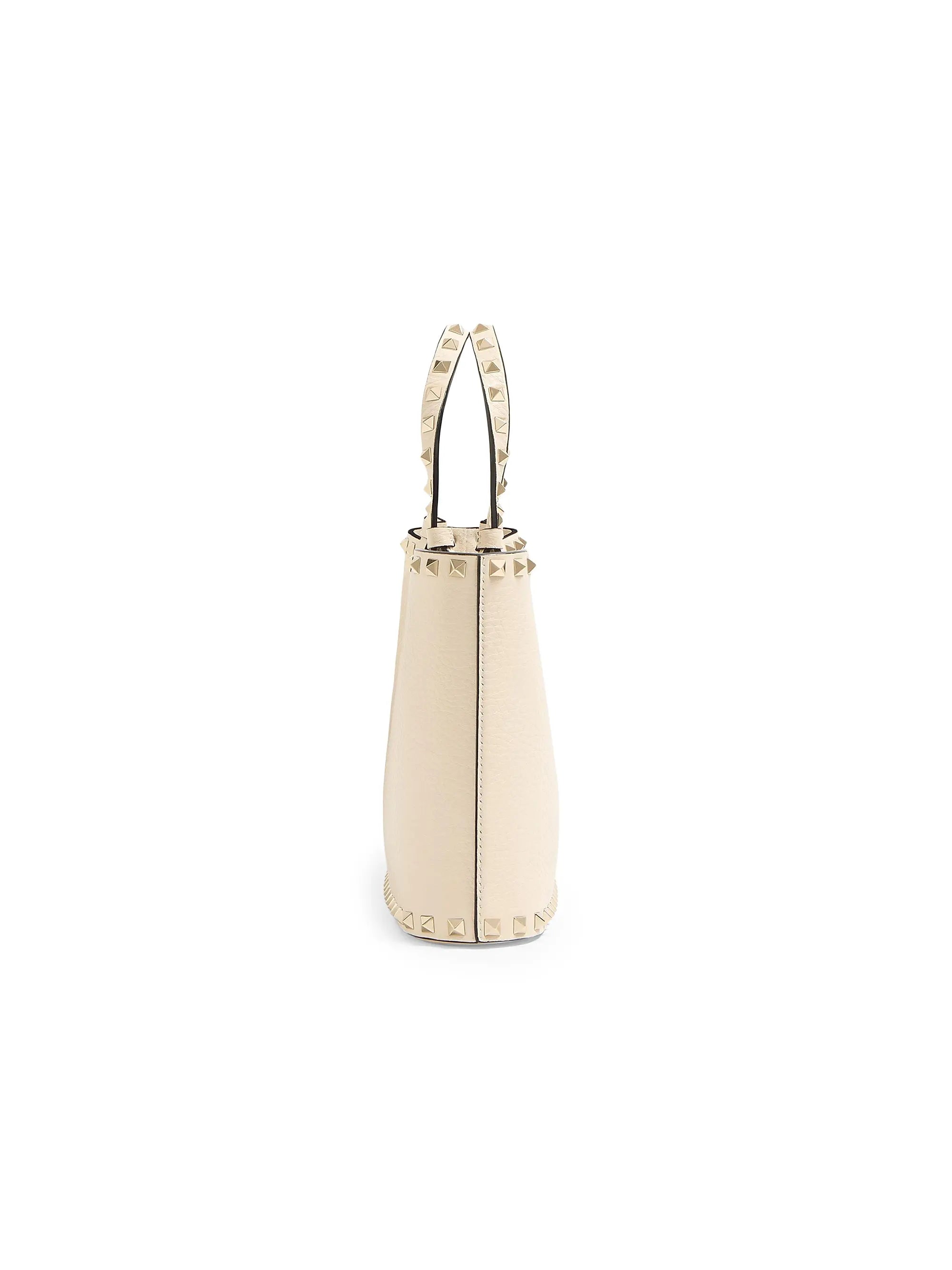 #color_light-ivory