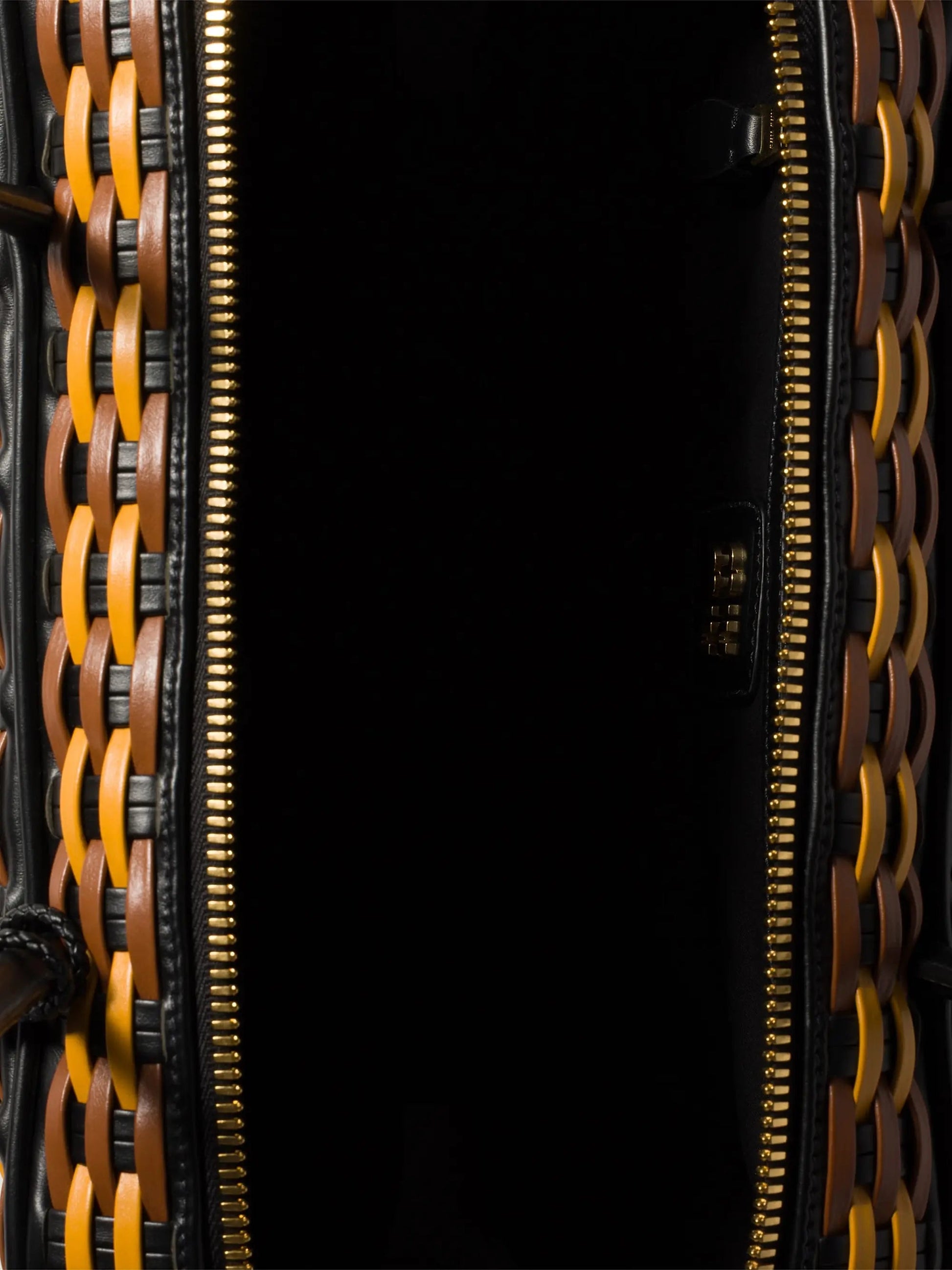 #color_black-yellow-brown