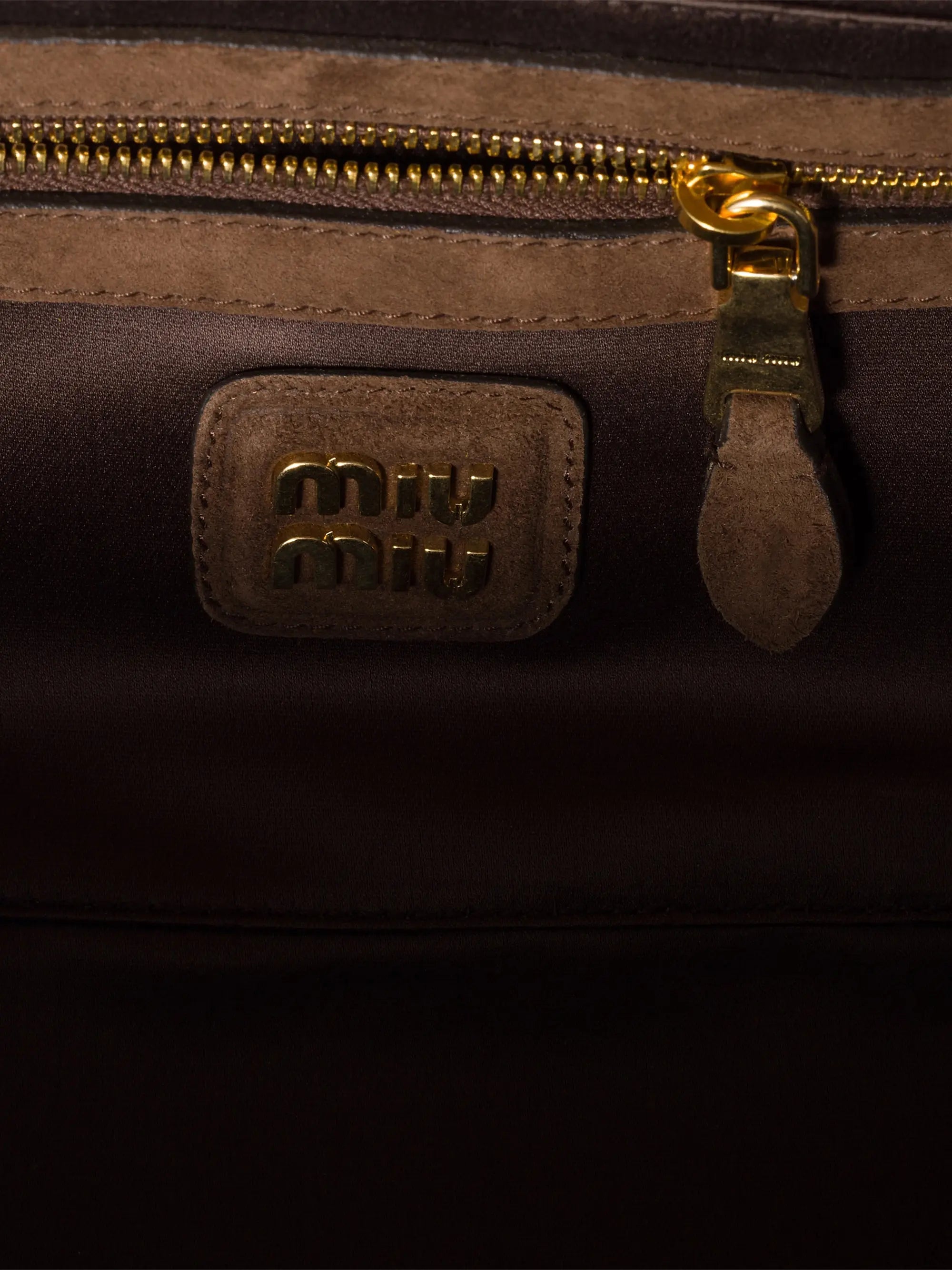#color_brown
