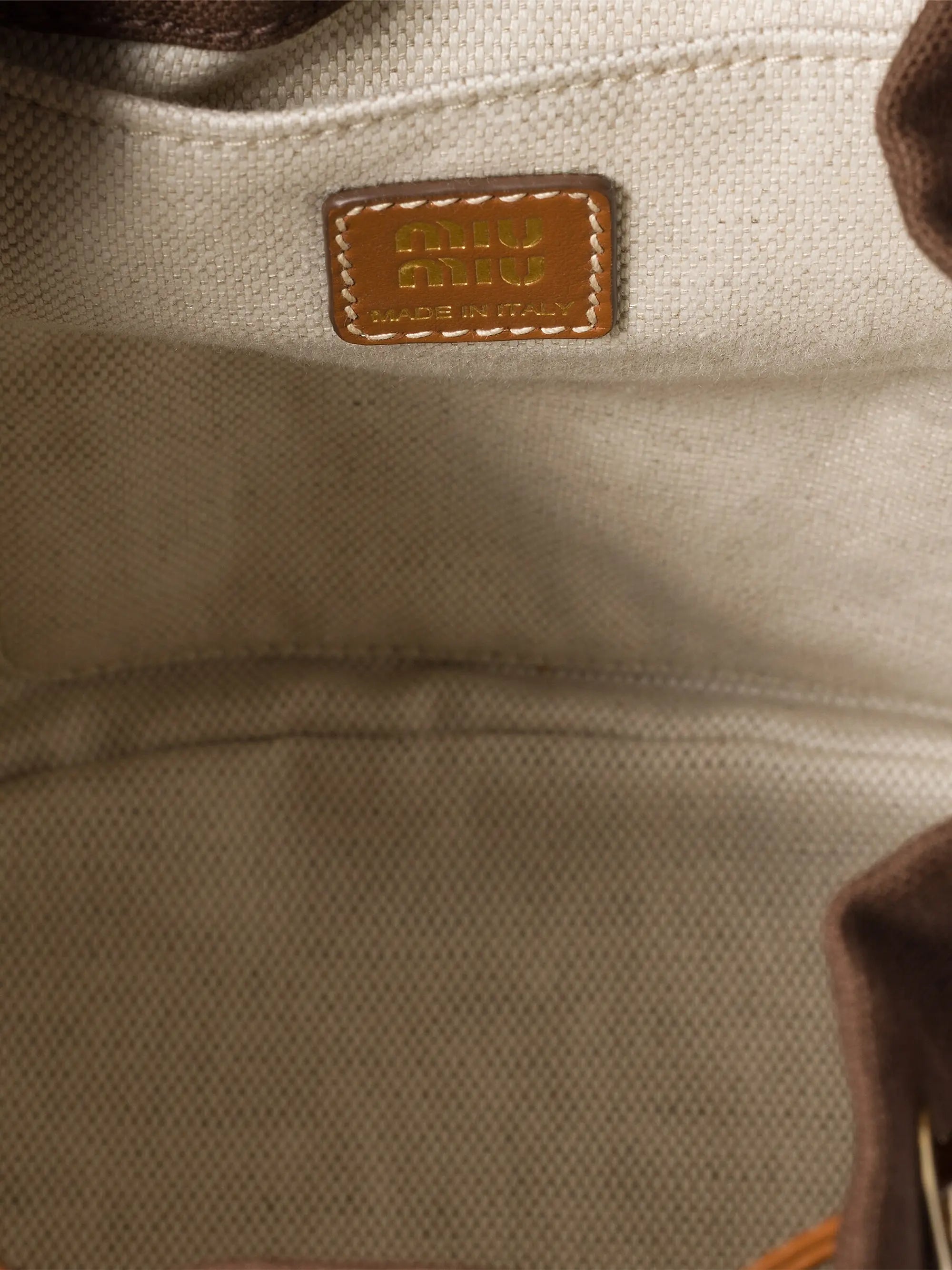 #color_brown