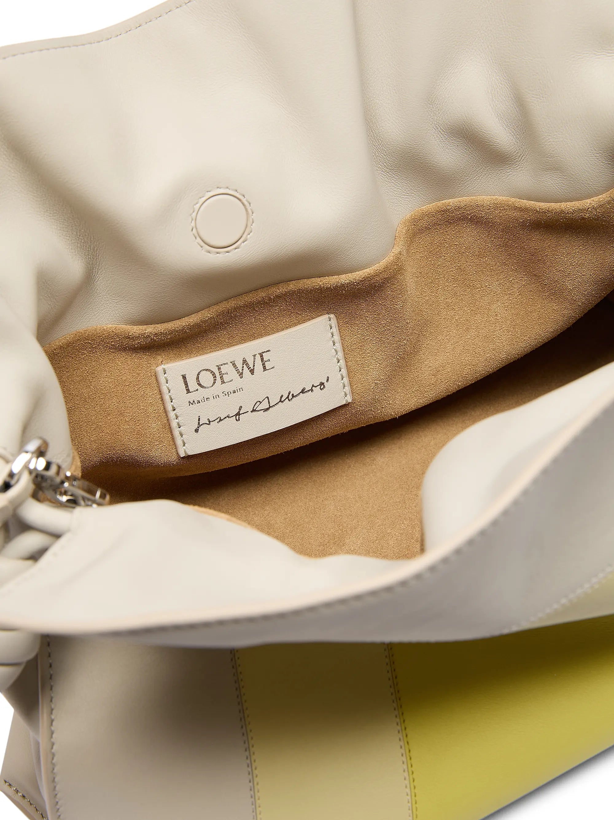 #color_pale-grey-light-citrine