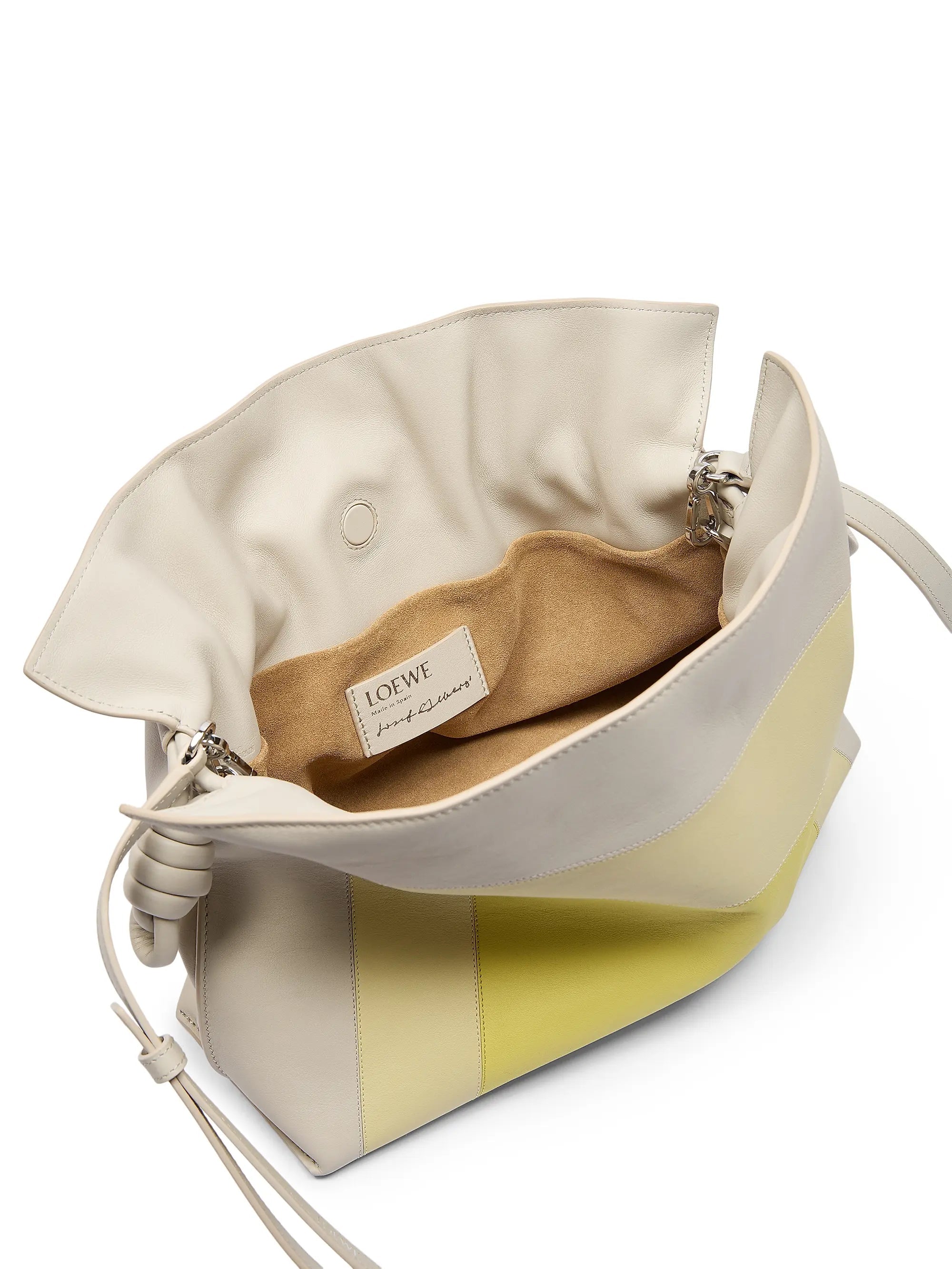 #color_pale-grey-light-citrine