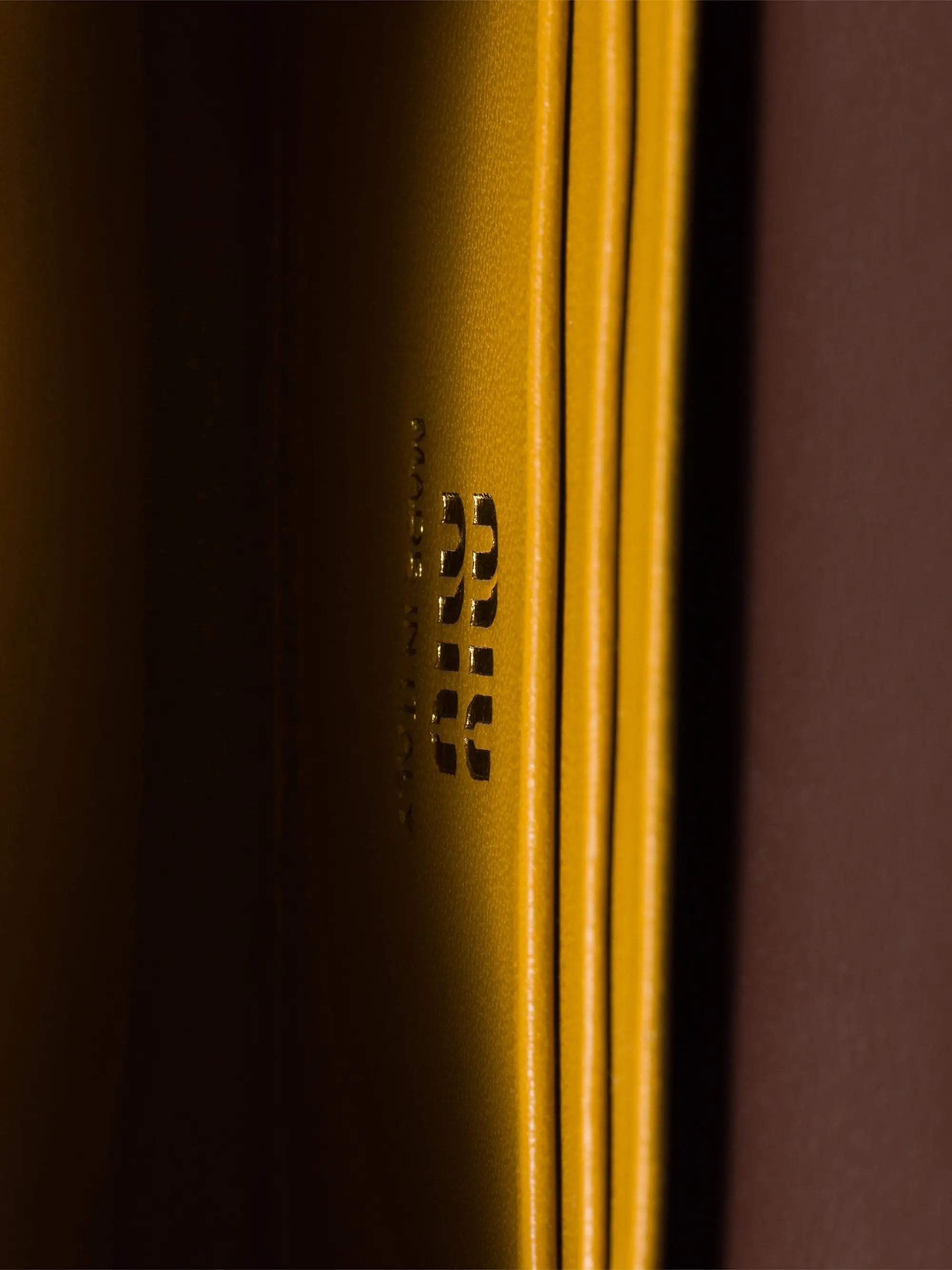 #color_dark-brown