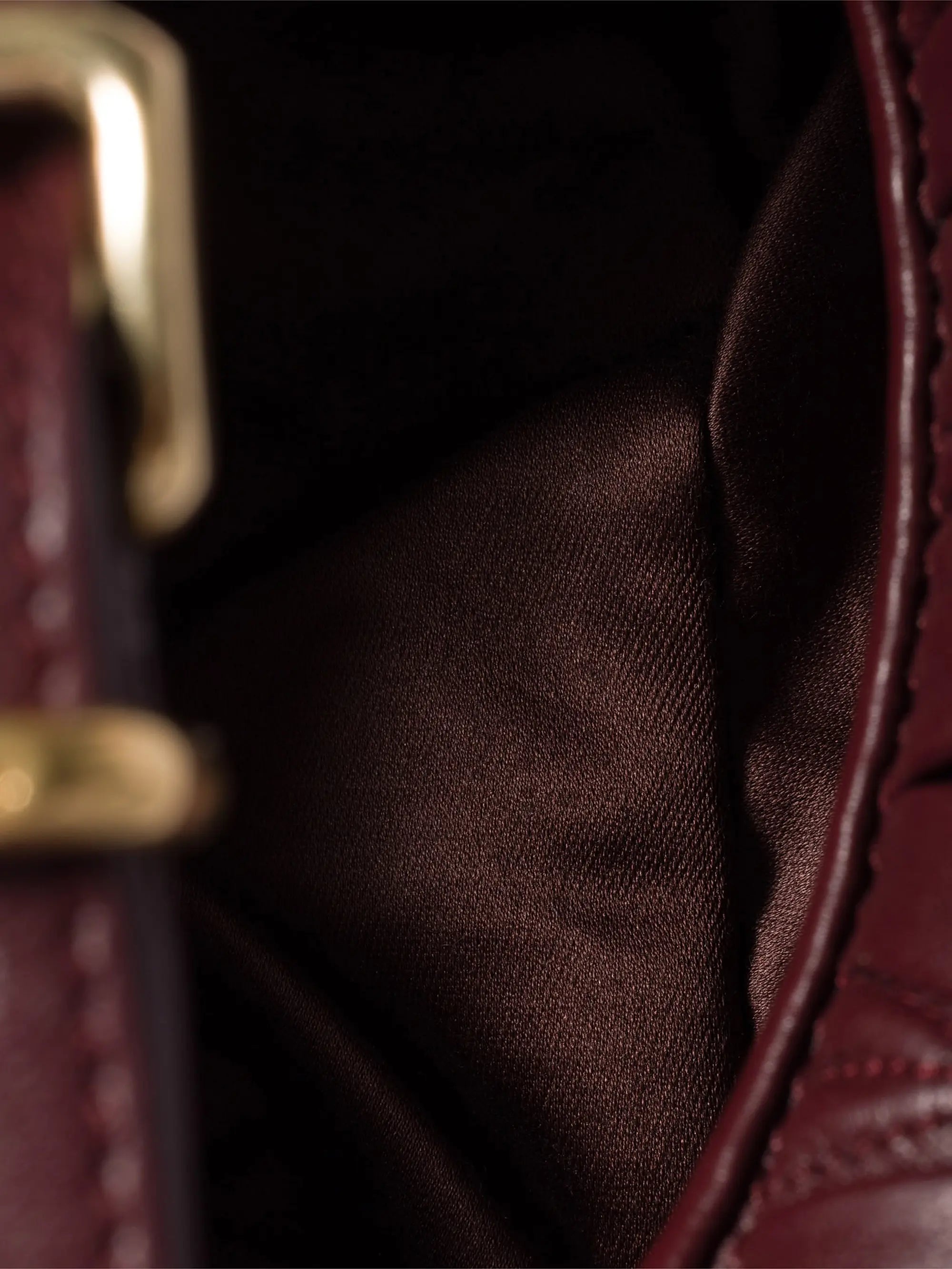 #color_dark-red