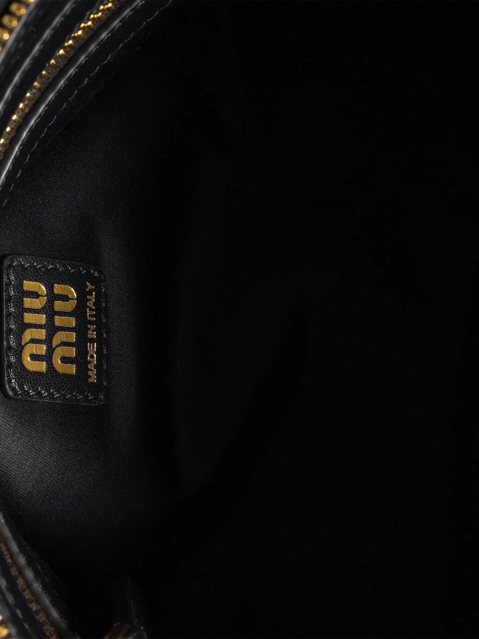 #color_black