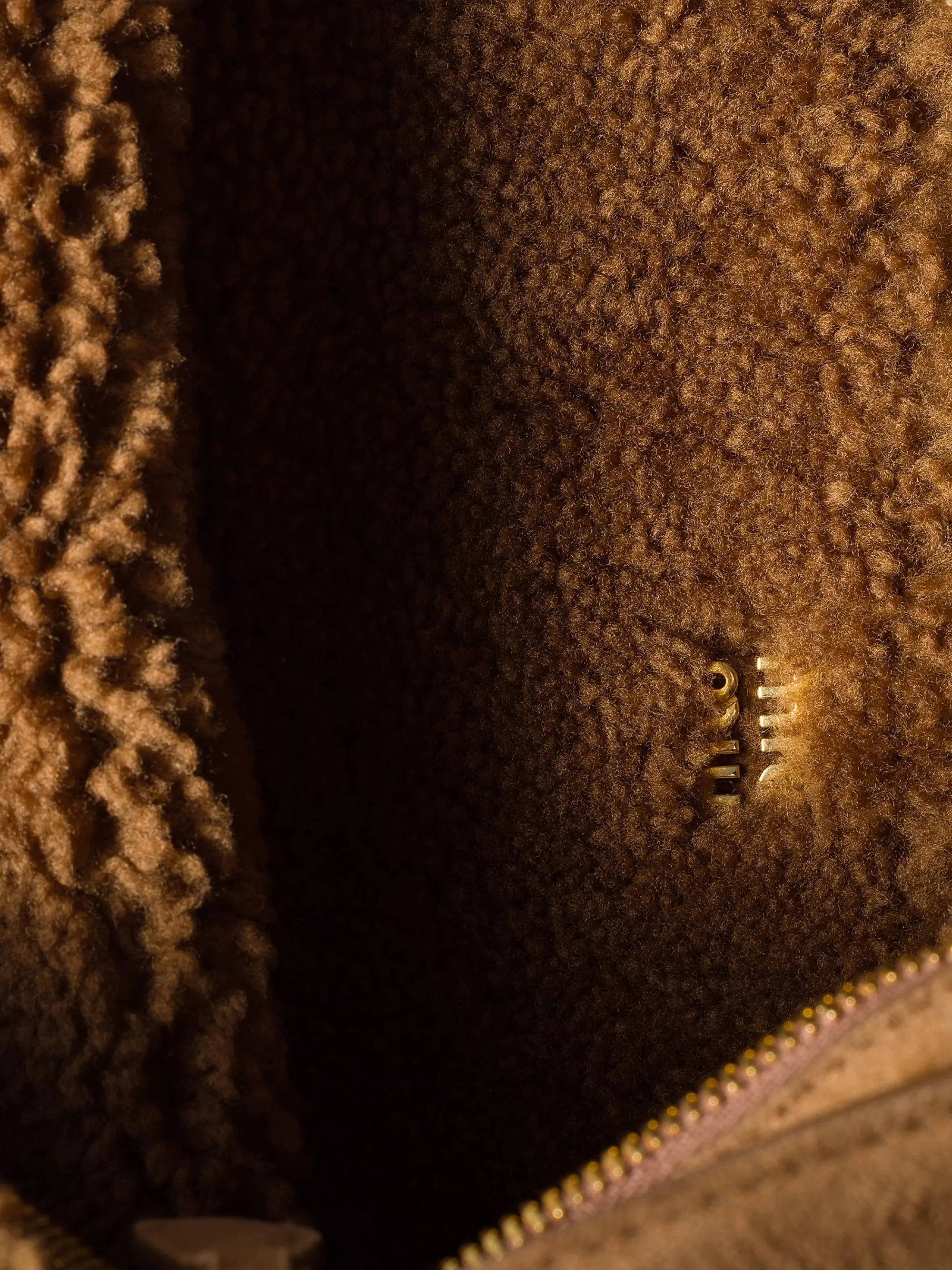 #color_brown