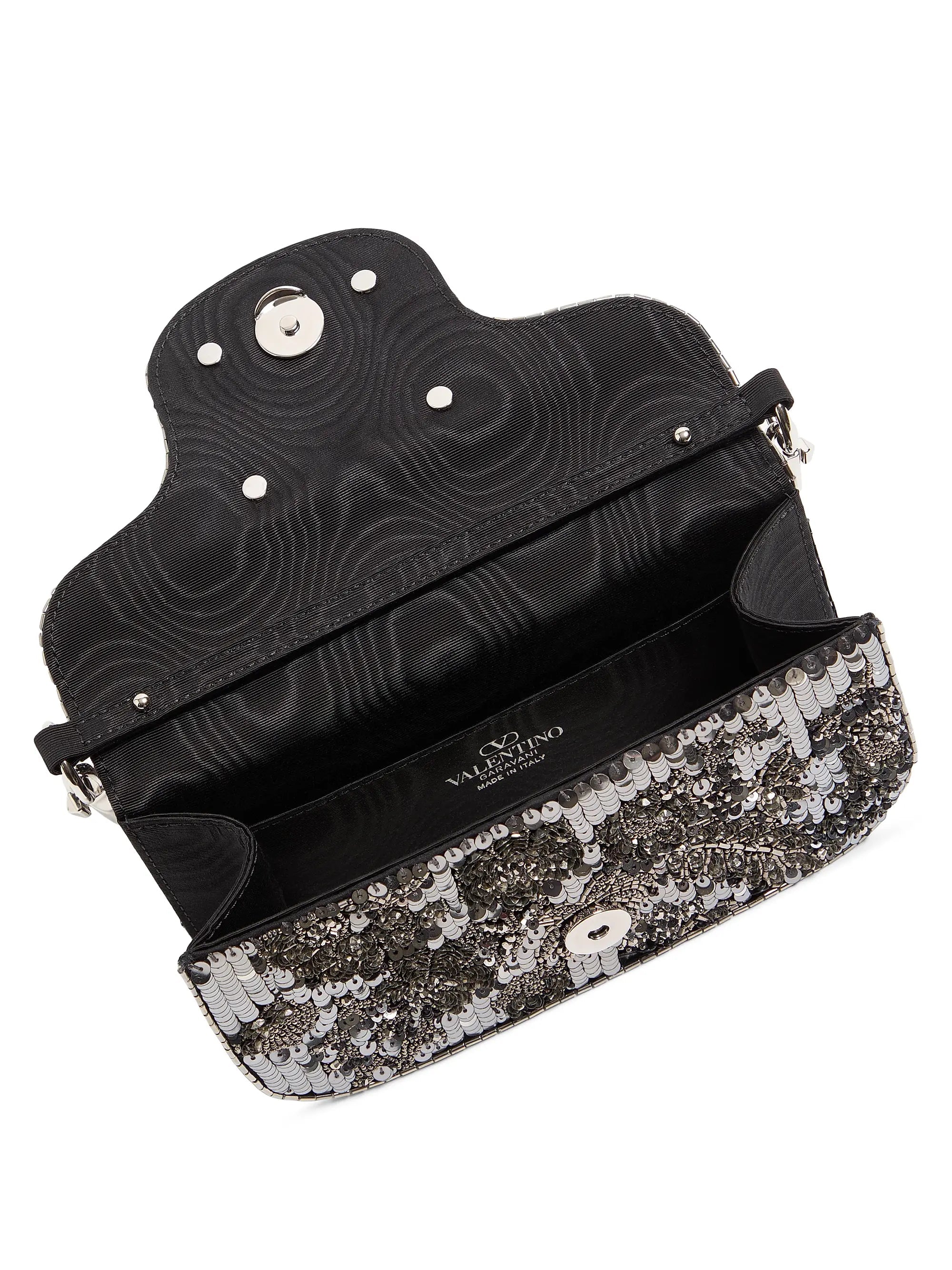 #color_black-silver