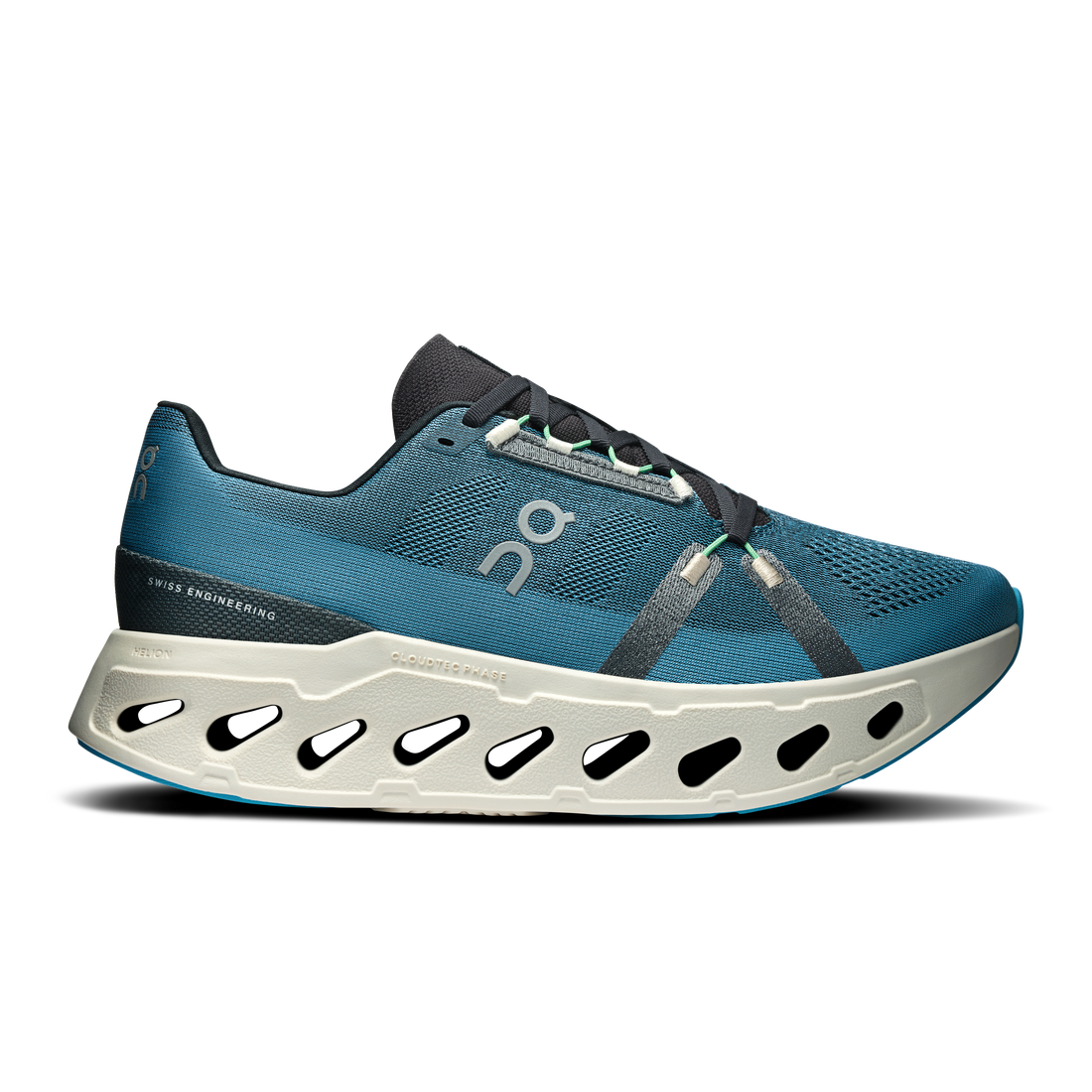 On Cloudeclipse Niagara Ivory