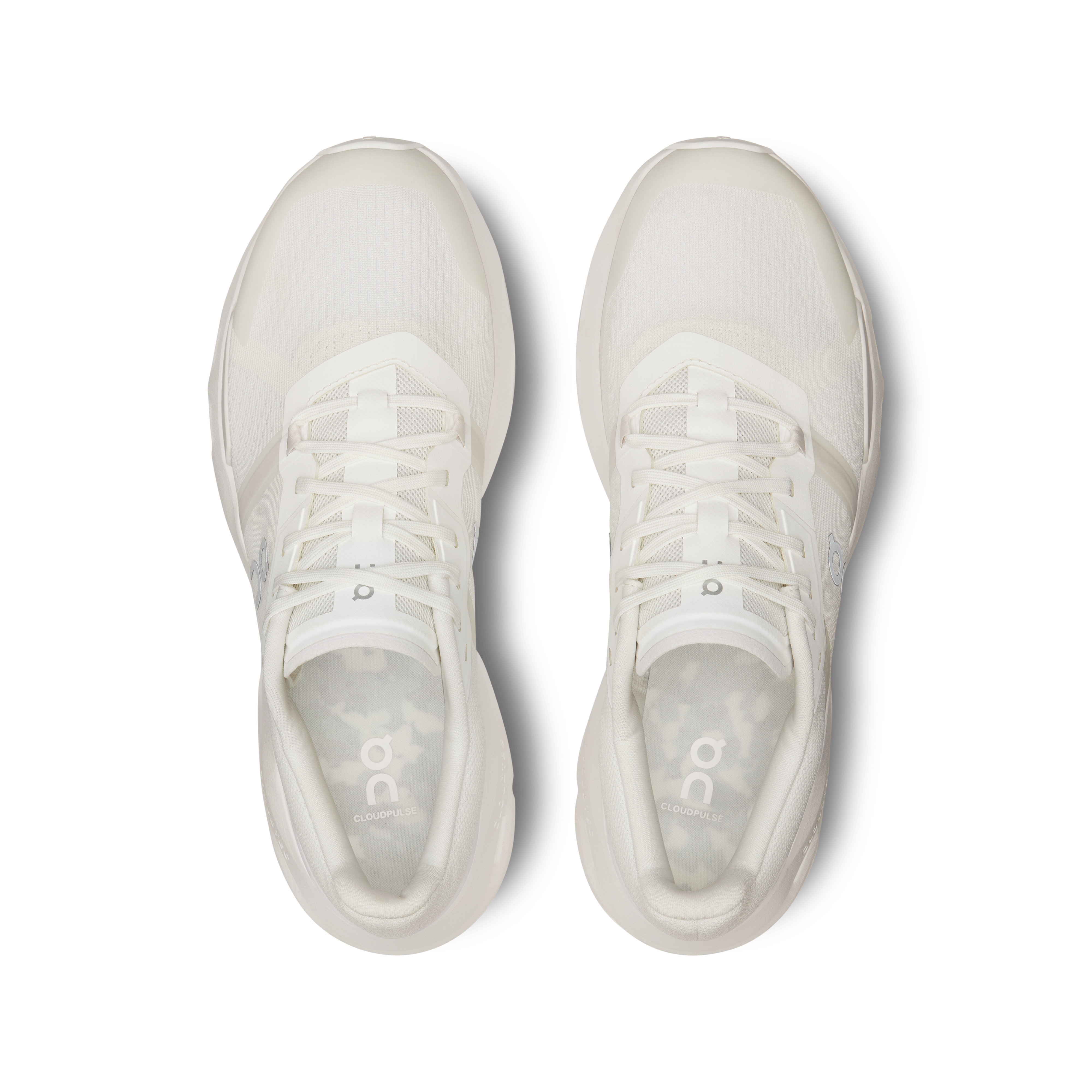 On Cloudpulse White Frost