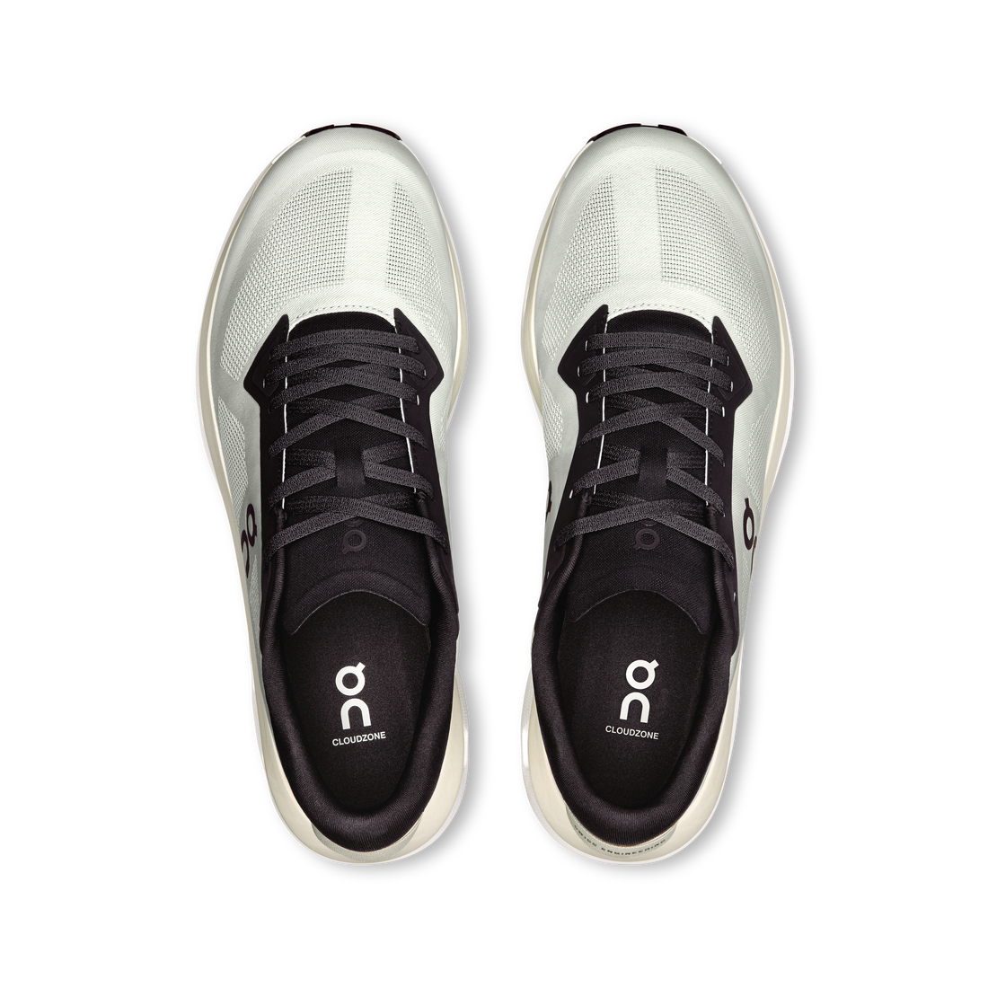 On Cloudzone Ice Black