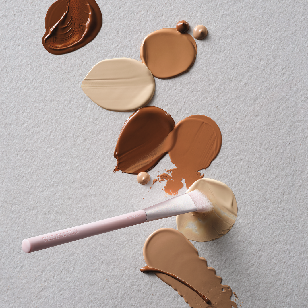 KYLIE COSMETICS Concealer Brush