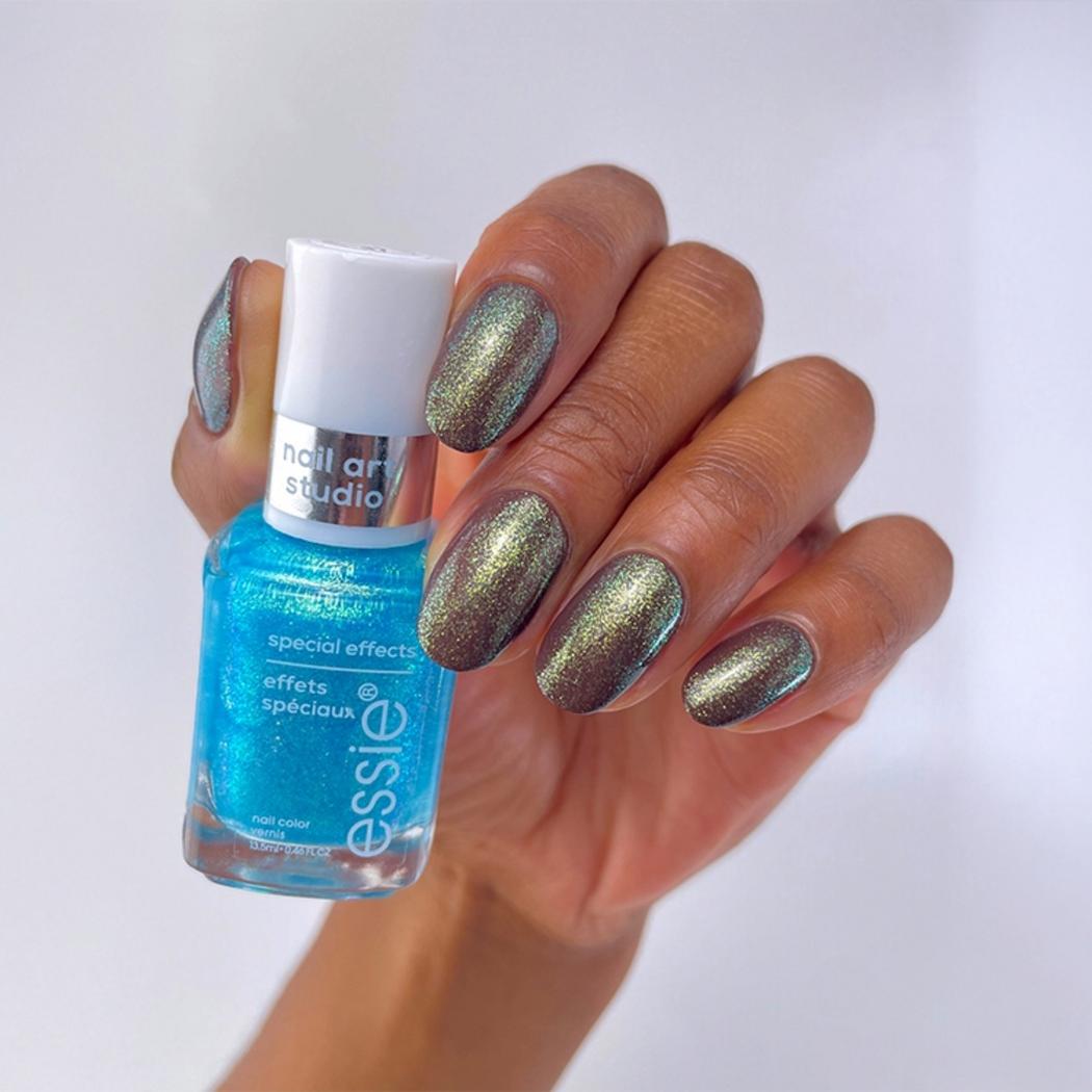 #color_frosted-fantasy