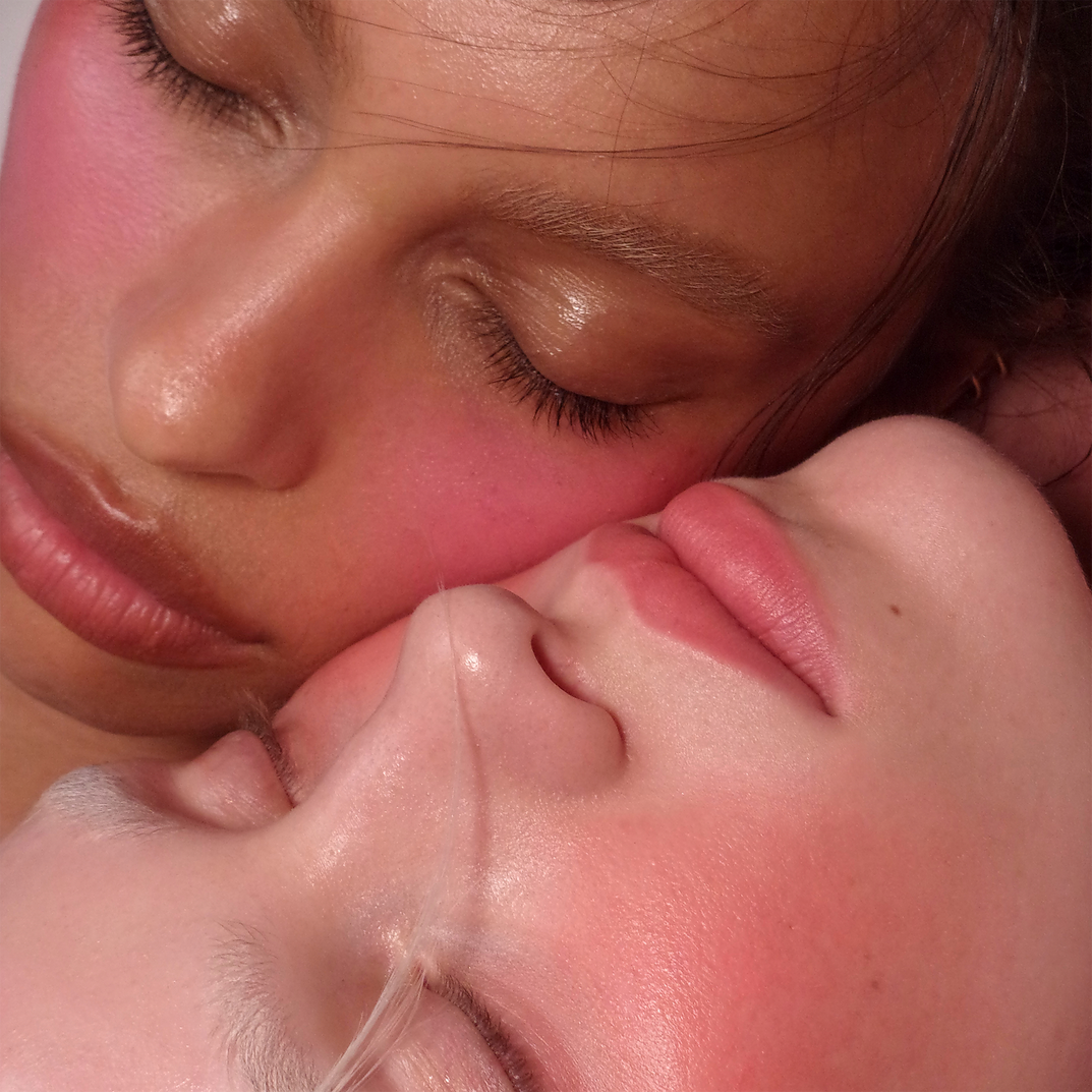 #color_breakfast-in-bed