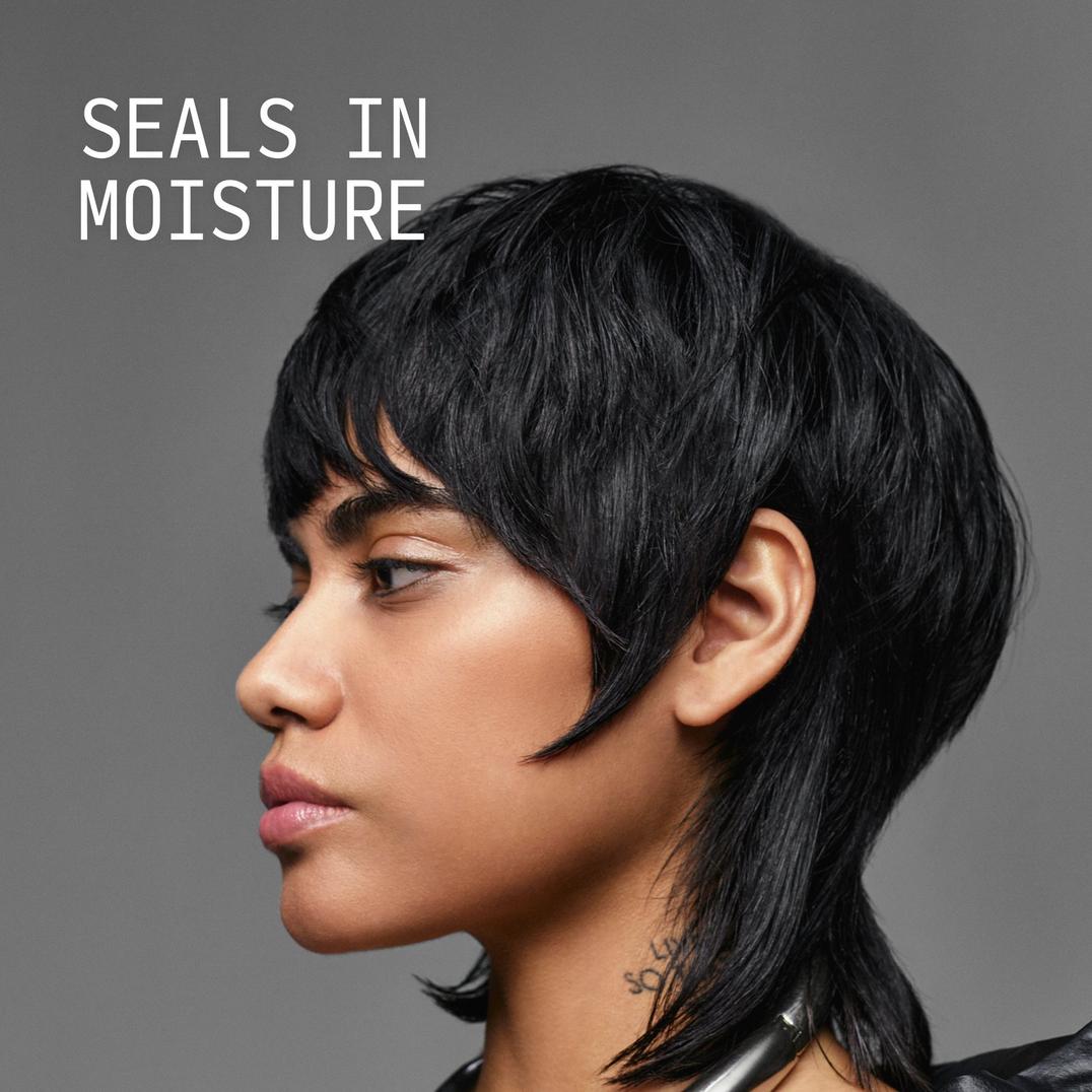 Cecred Nourishing Hair Oil Ornament