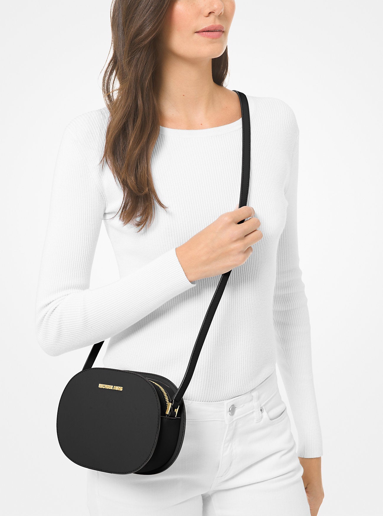 Jet Set Travel Medium Saffiano Leather Crossbody Bag Black Black
