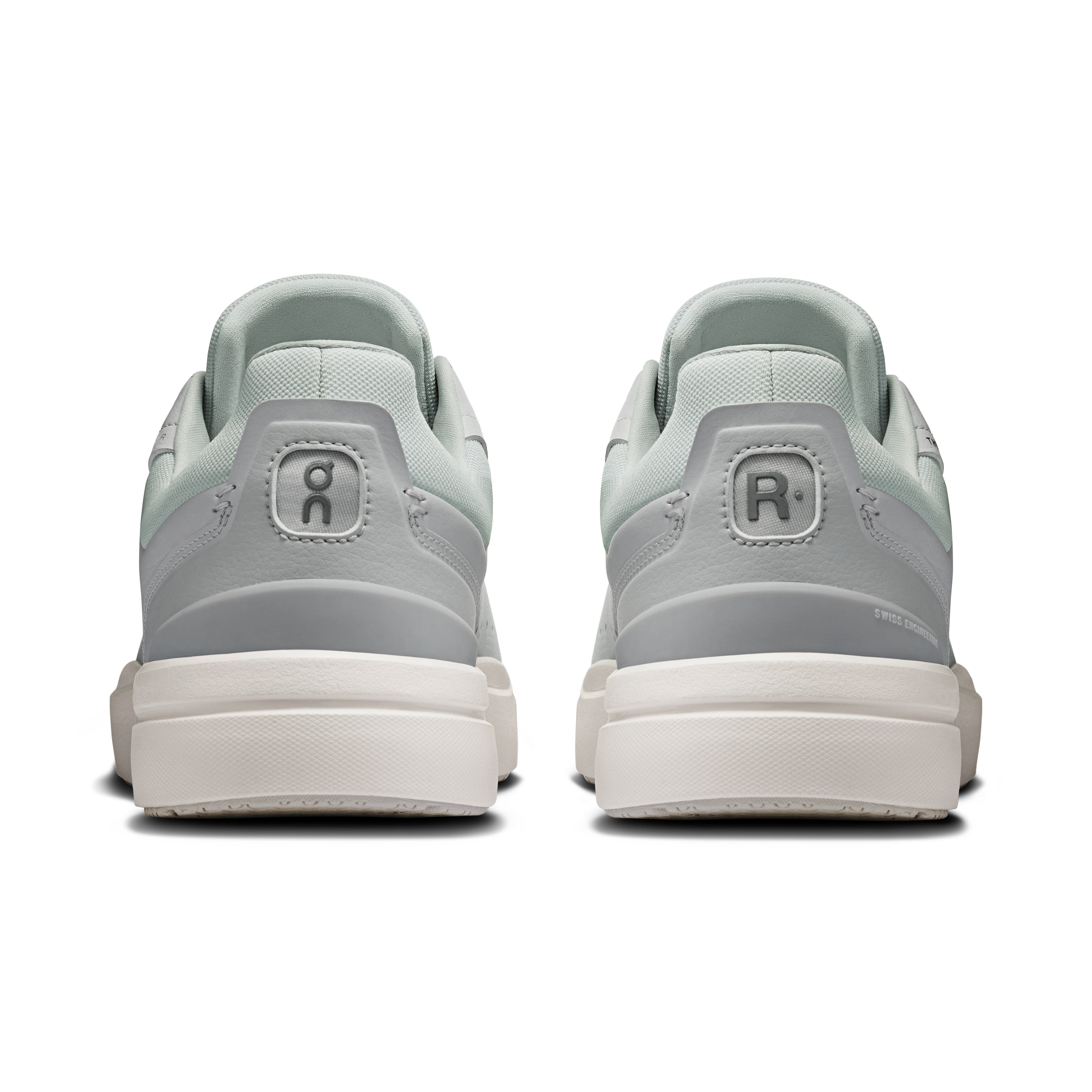 On The Roger Advantage Wolf Glacier