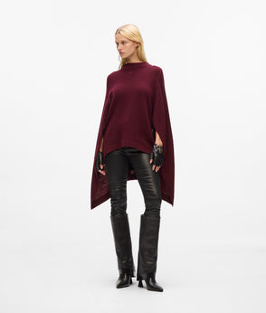 KarlLagerfeld Ksignature Small Crossbody Bag Windsor Wine