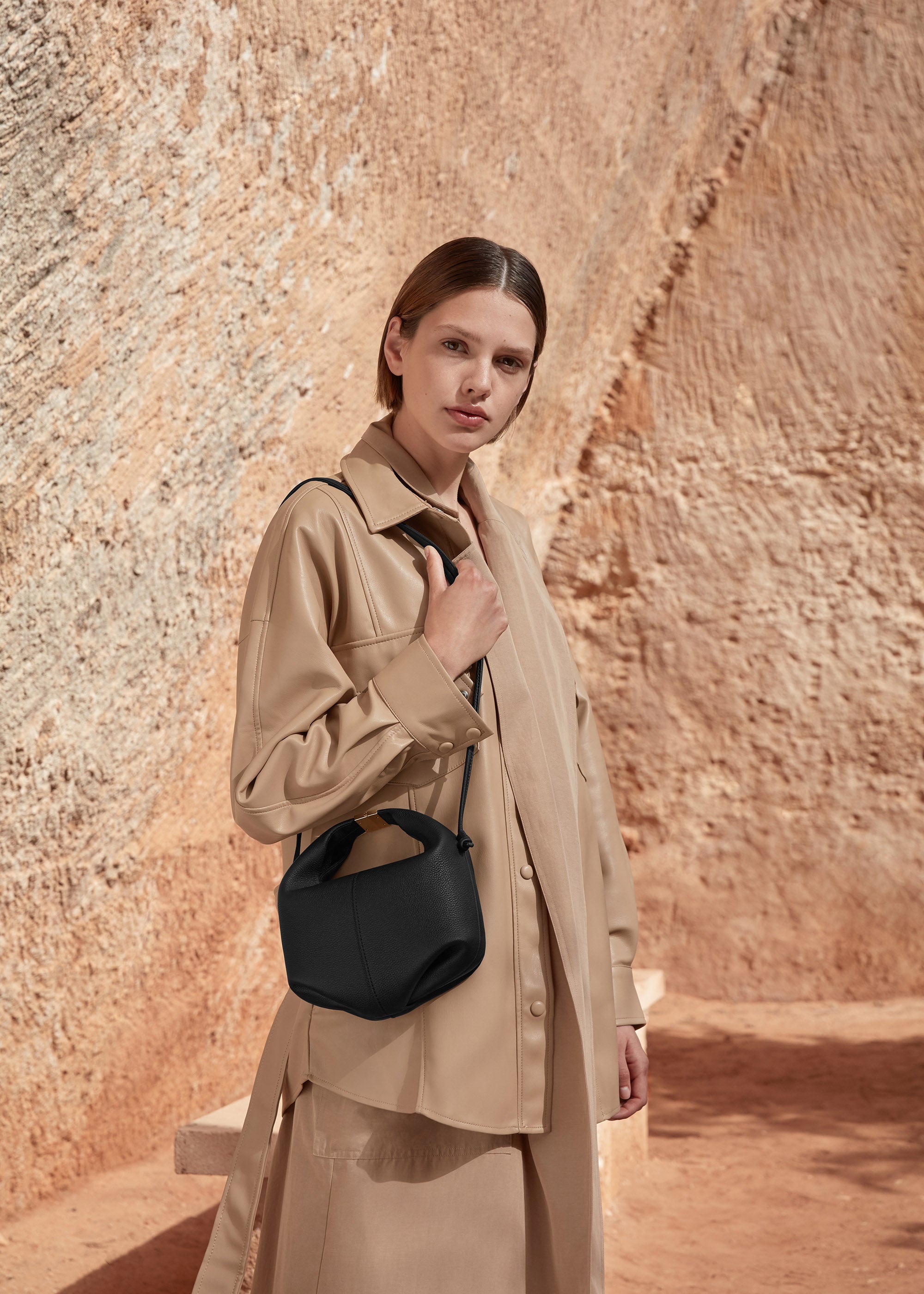 Polene Beri Textured Black