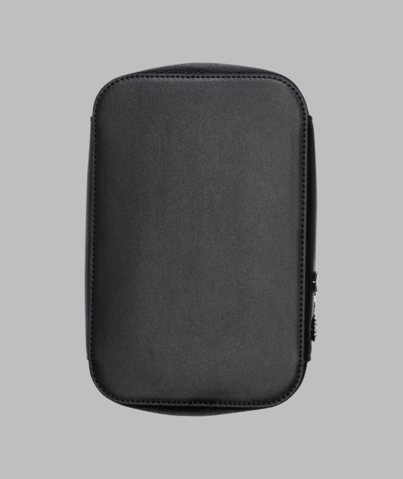 KarlLagerfeld Adele bucketbag black