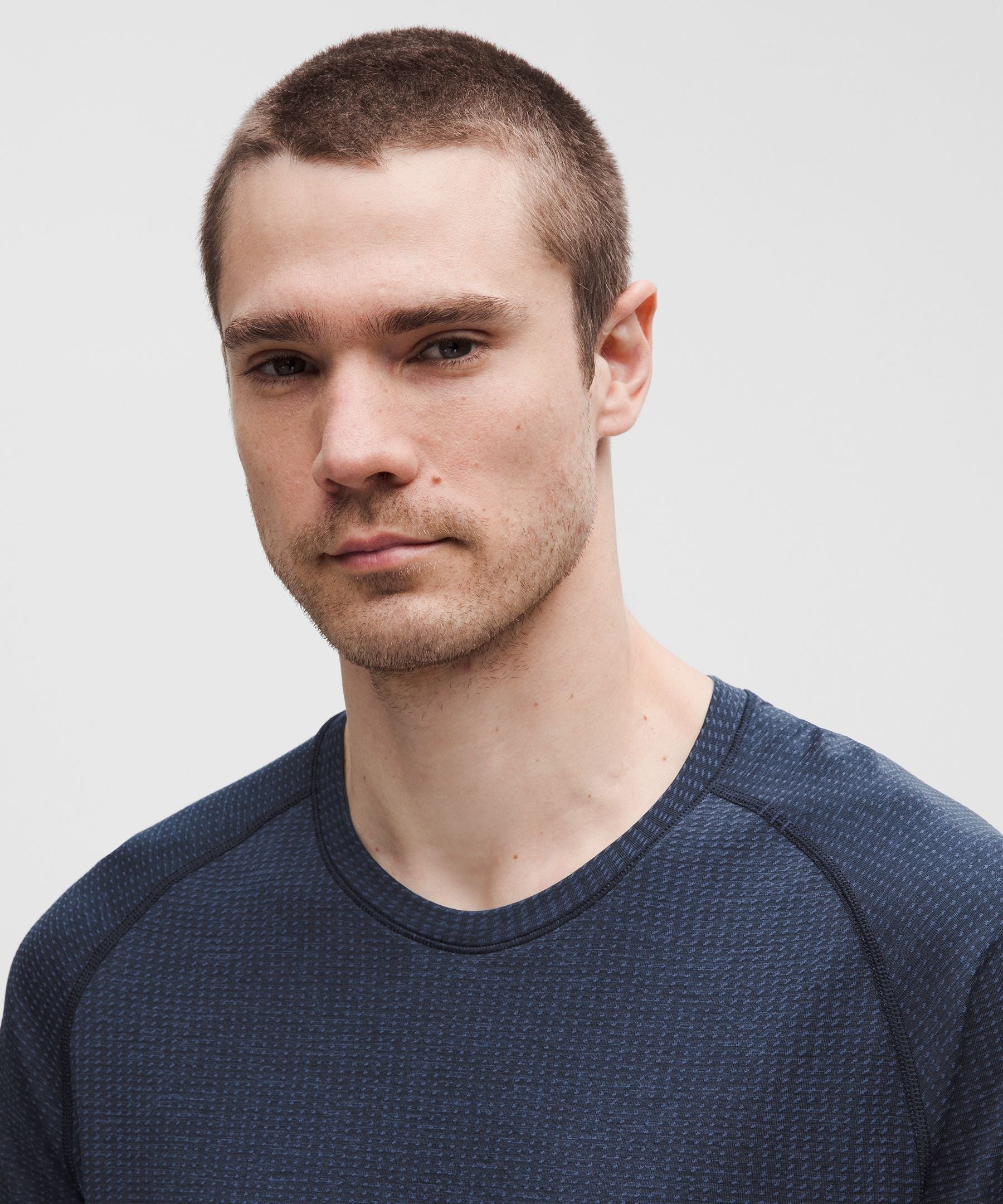 #color_mineral-blue/true-navy