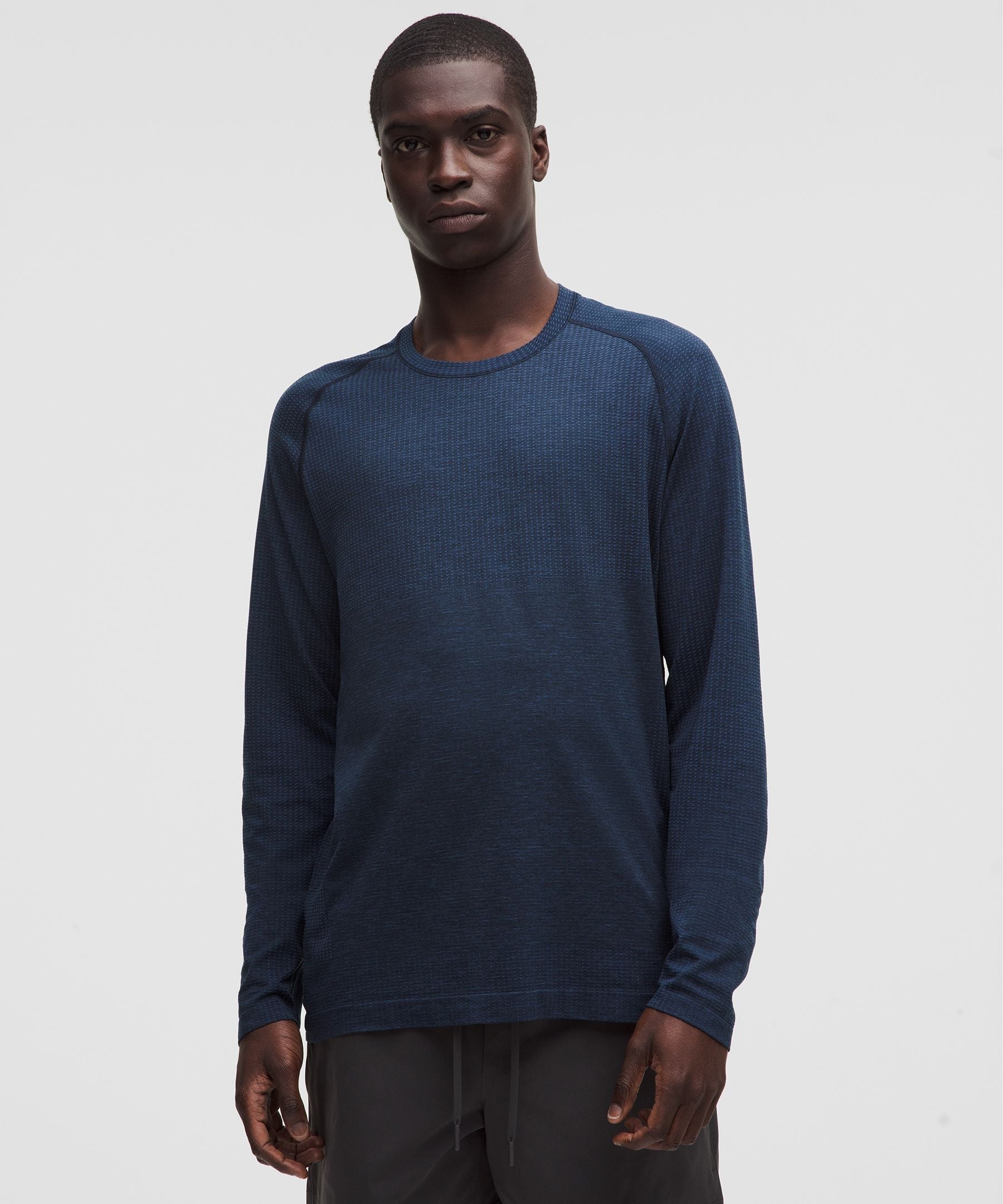 #color_mineral-blue/true-navy