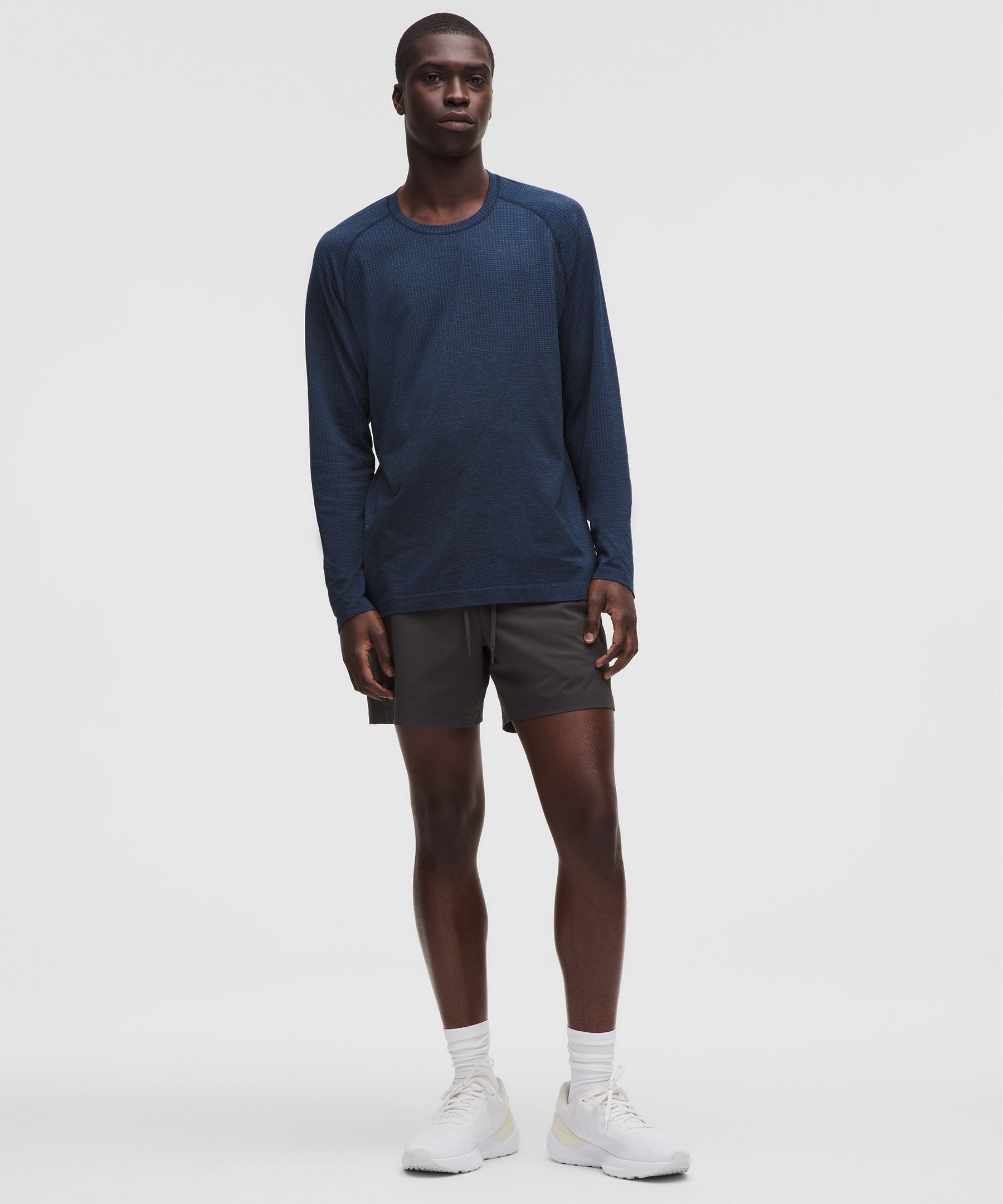 #color_mineral-blue/true-navy