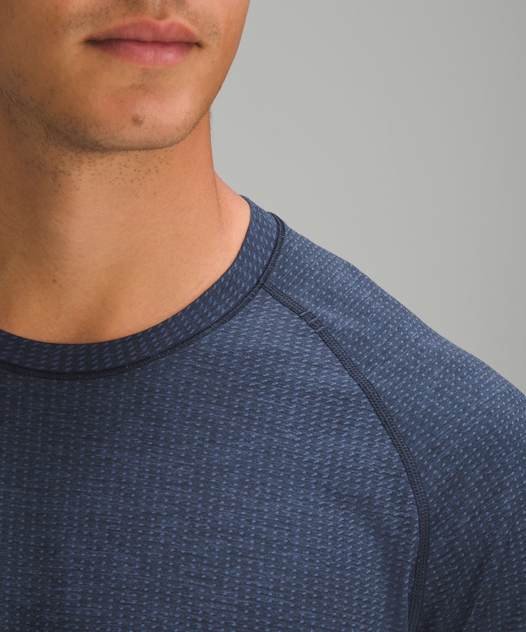 #color_mineral-blue/true-navy