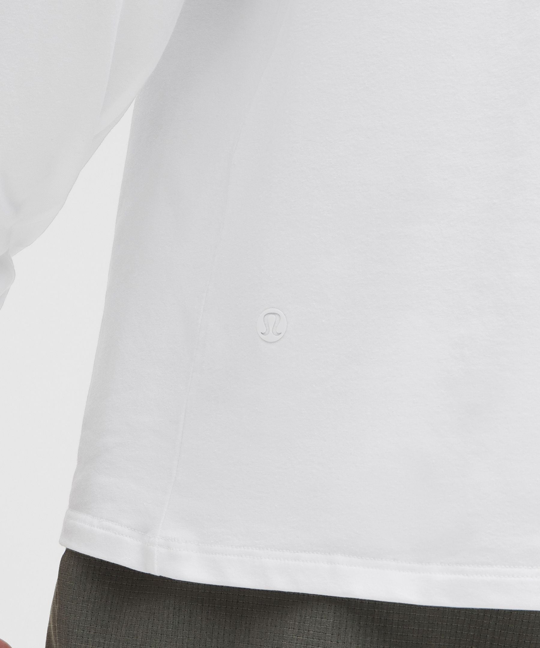 #color_white