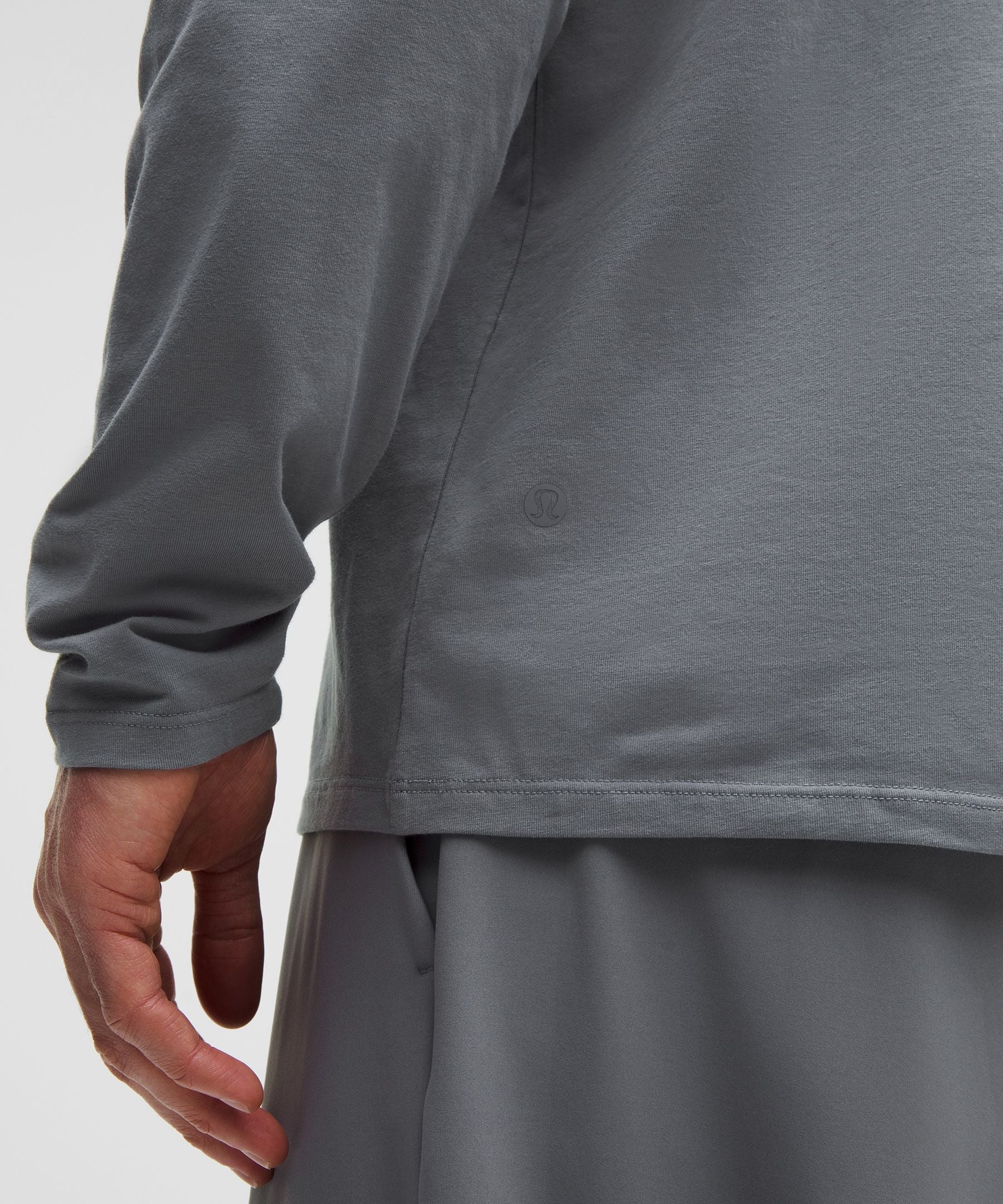 #color_solar-grey