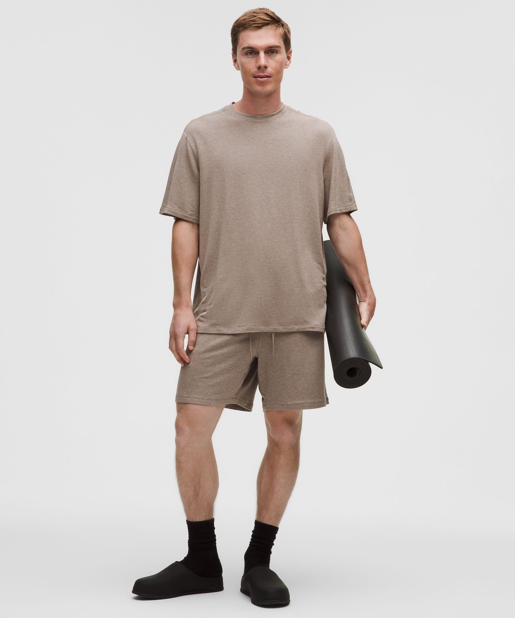 #color_heathered-warm-ash-grey