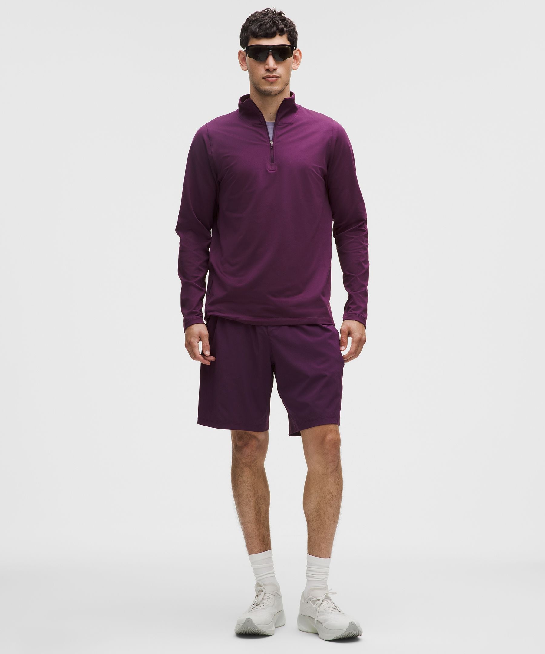 #color_plum