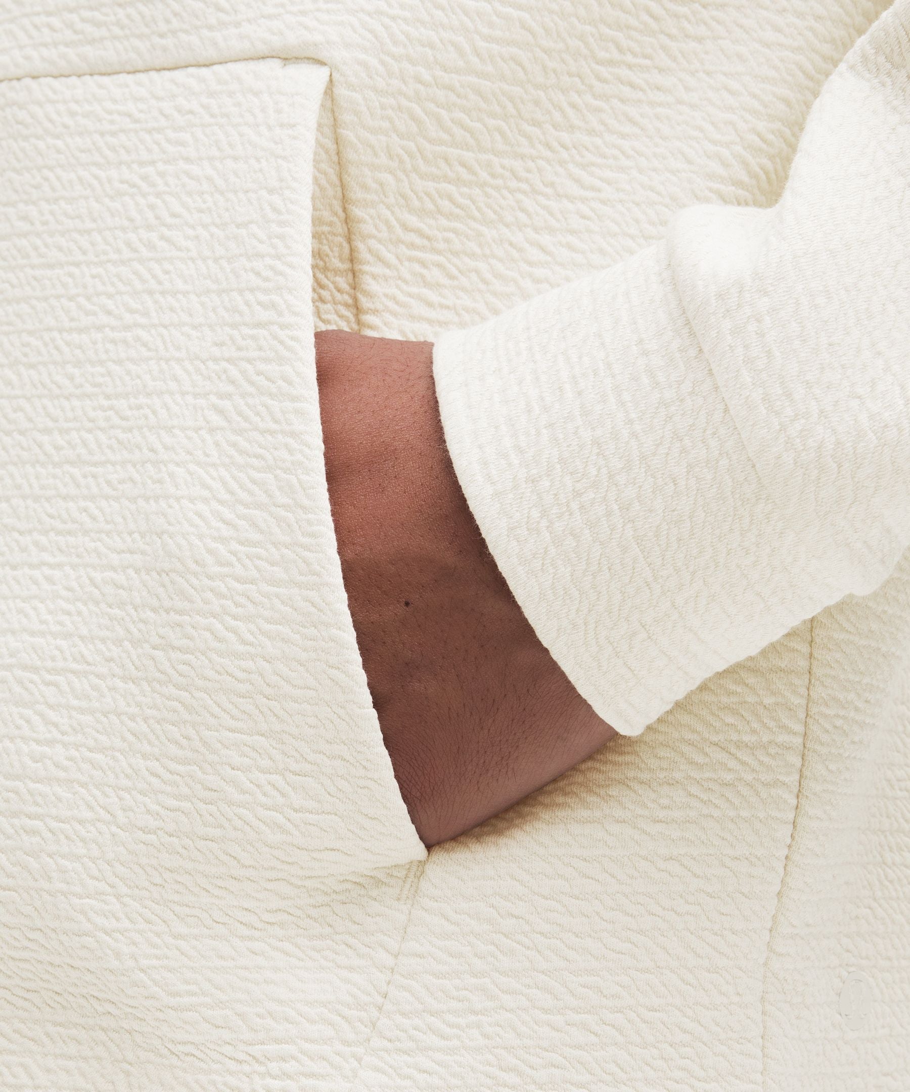 #color_light-ivory