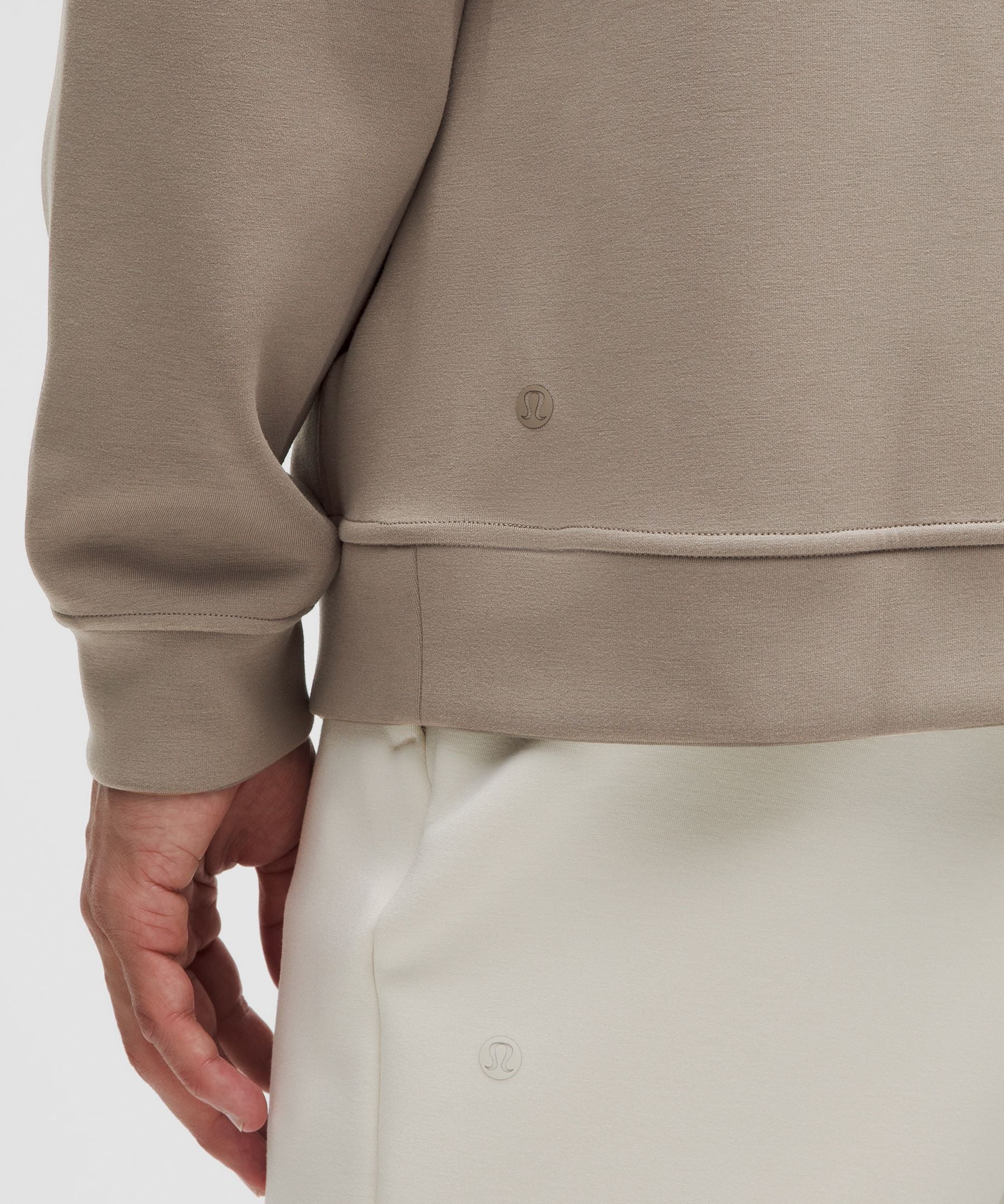 #color_warm-ash-grey