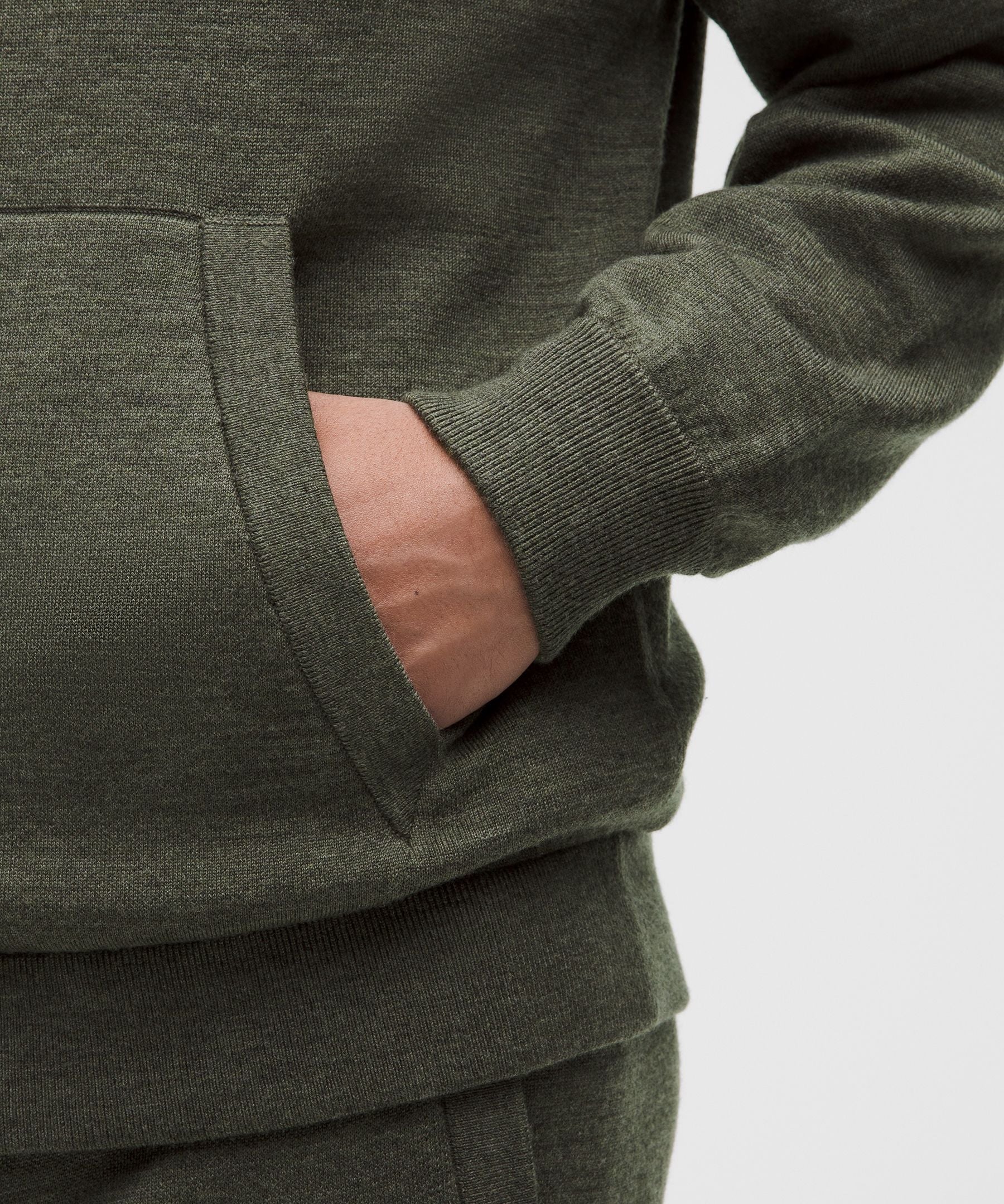 #color_heathered-olive-brown