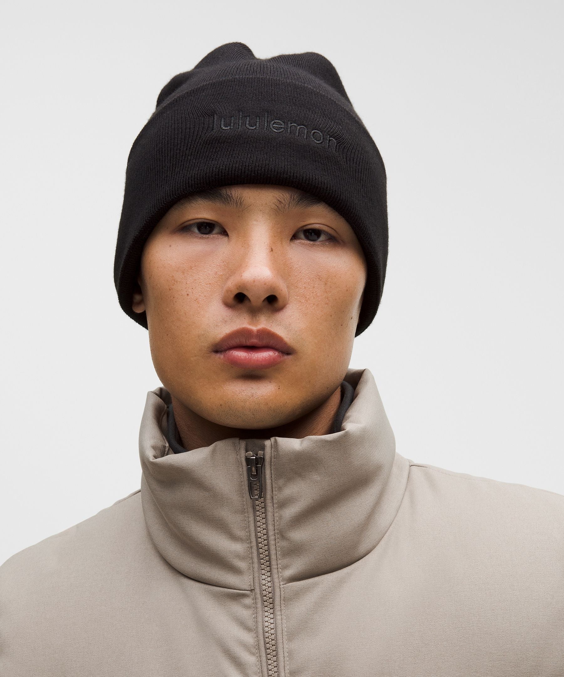 #color_warm-ash-grey