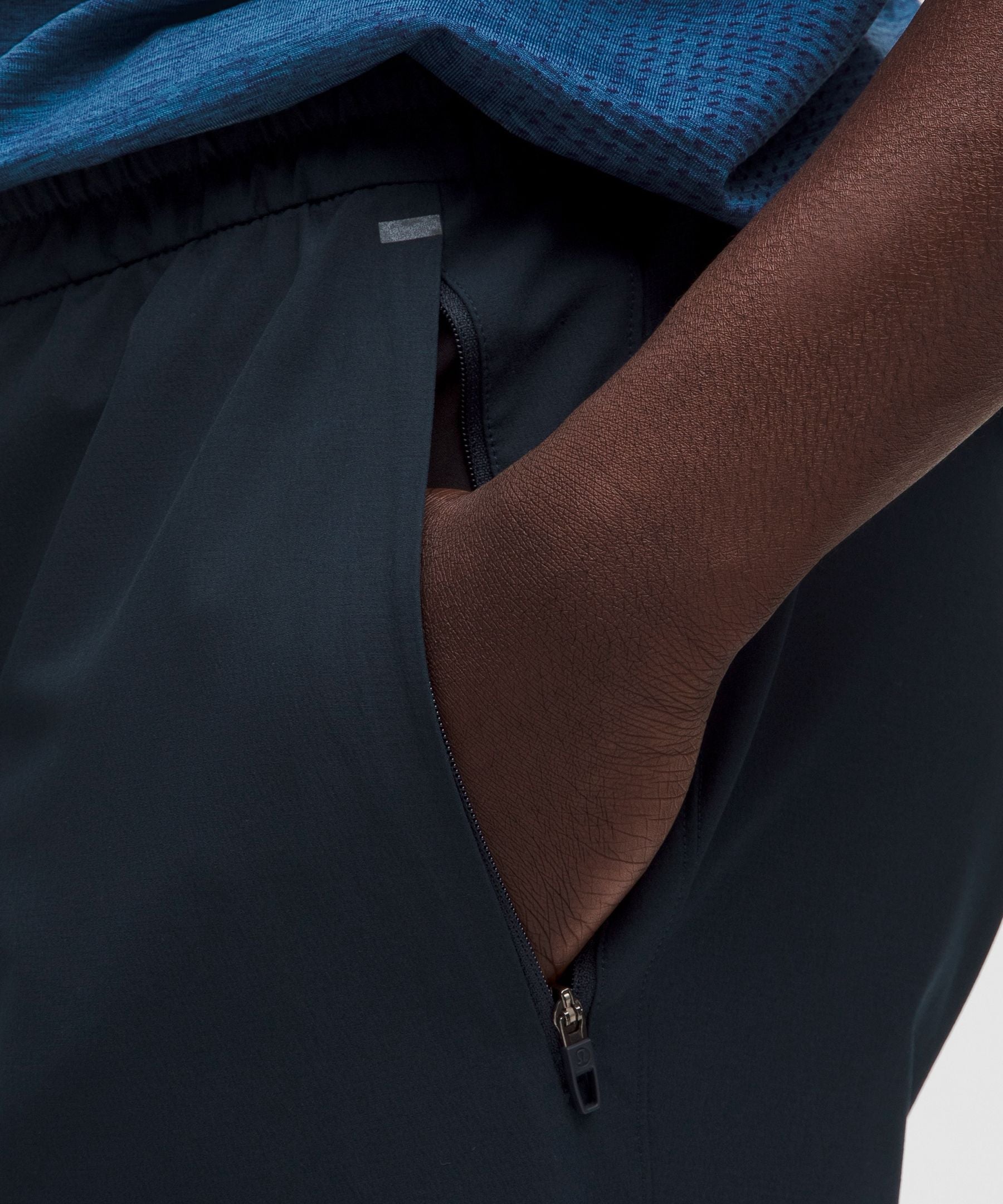 #color_true-navy