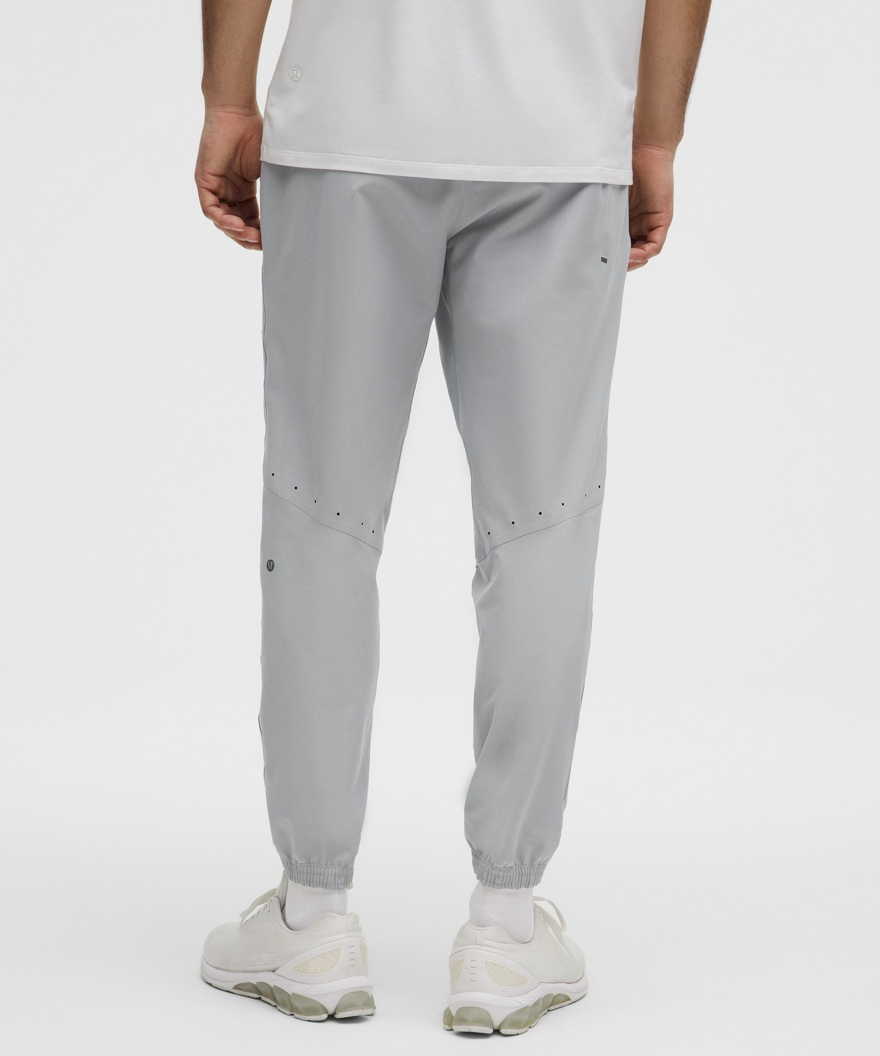 #color_rhino-grey